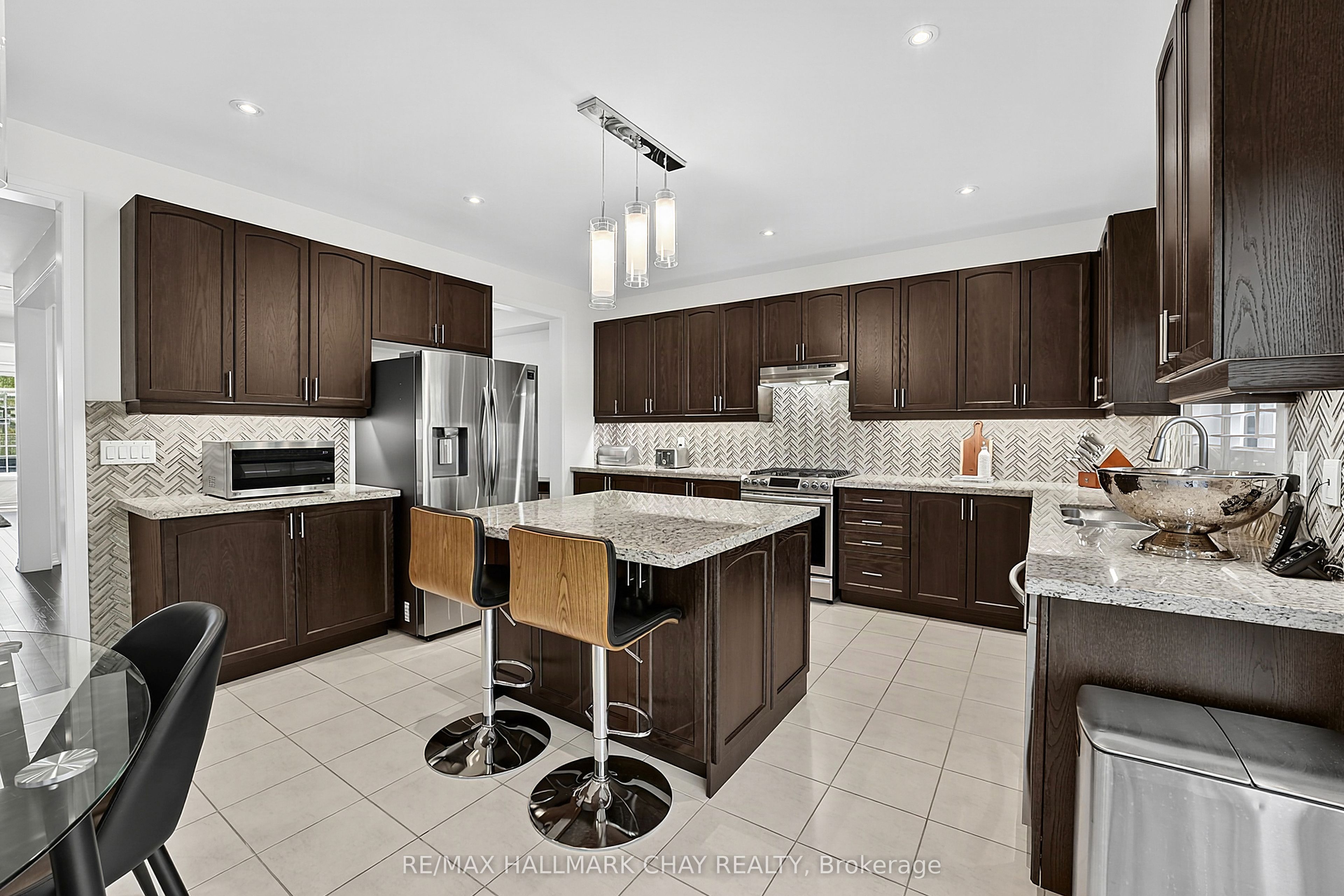 1709 Emberton Way Property Photo 13