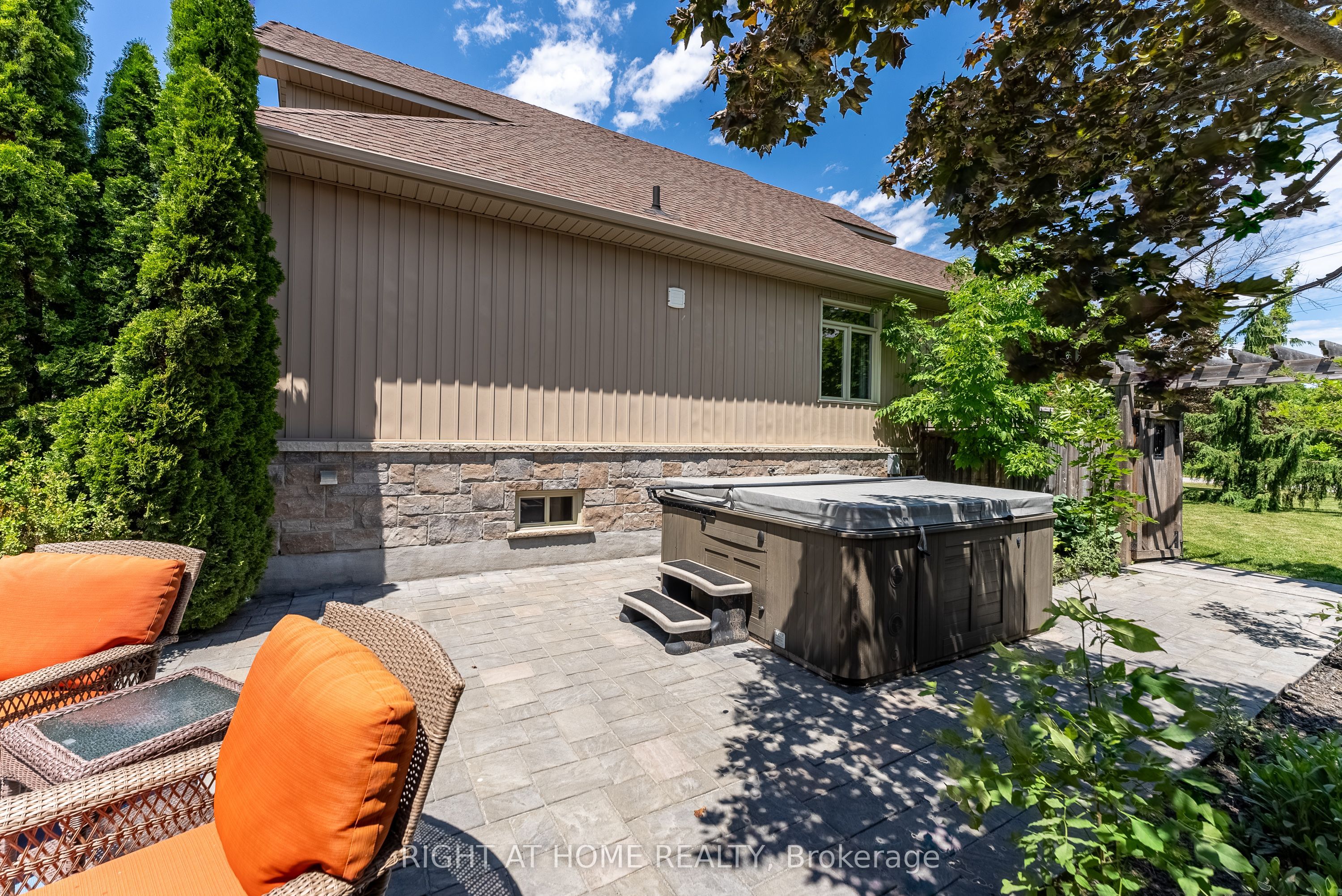 1660 Moyer Avenue Property Photo 37