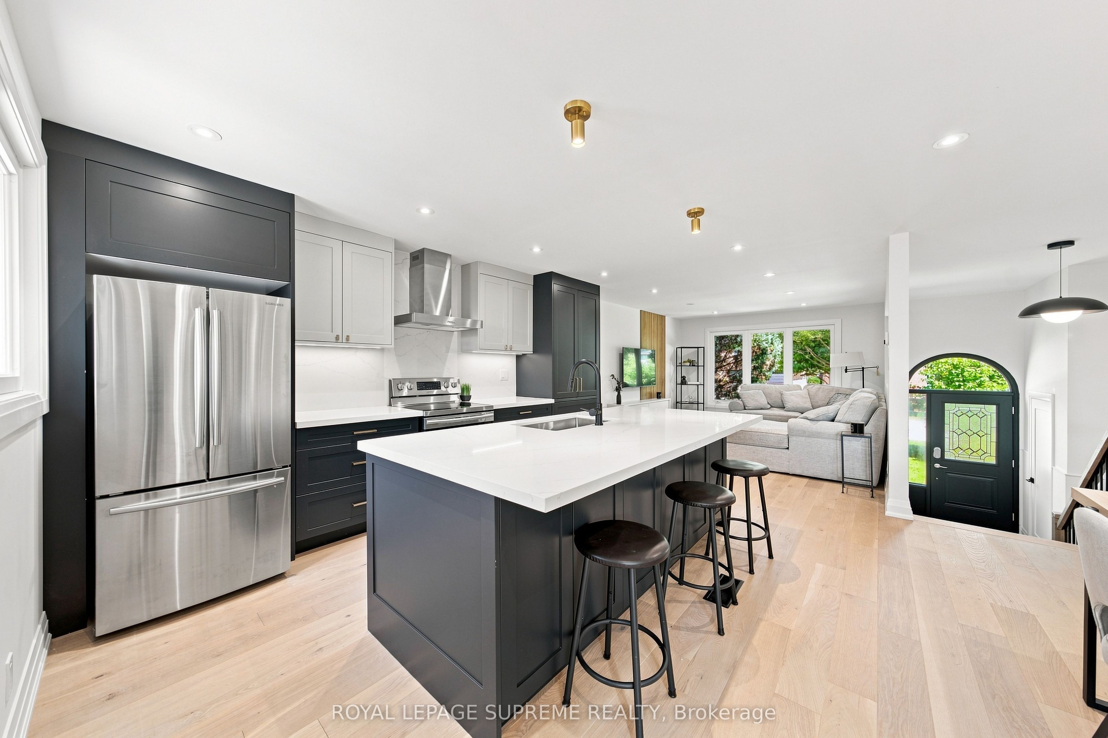 26 Crown Crescent Property Photo 15
