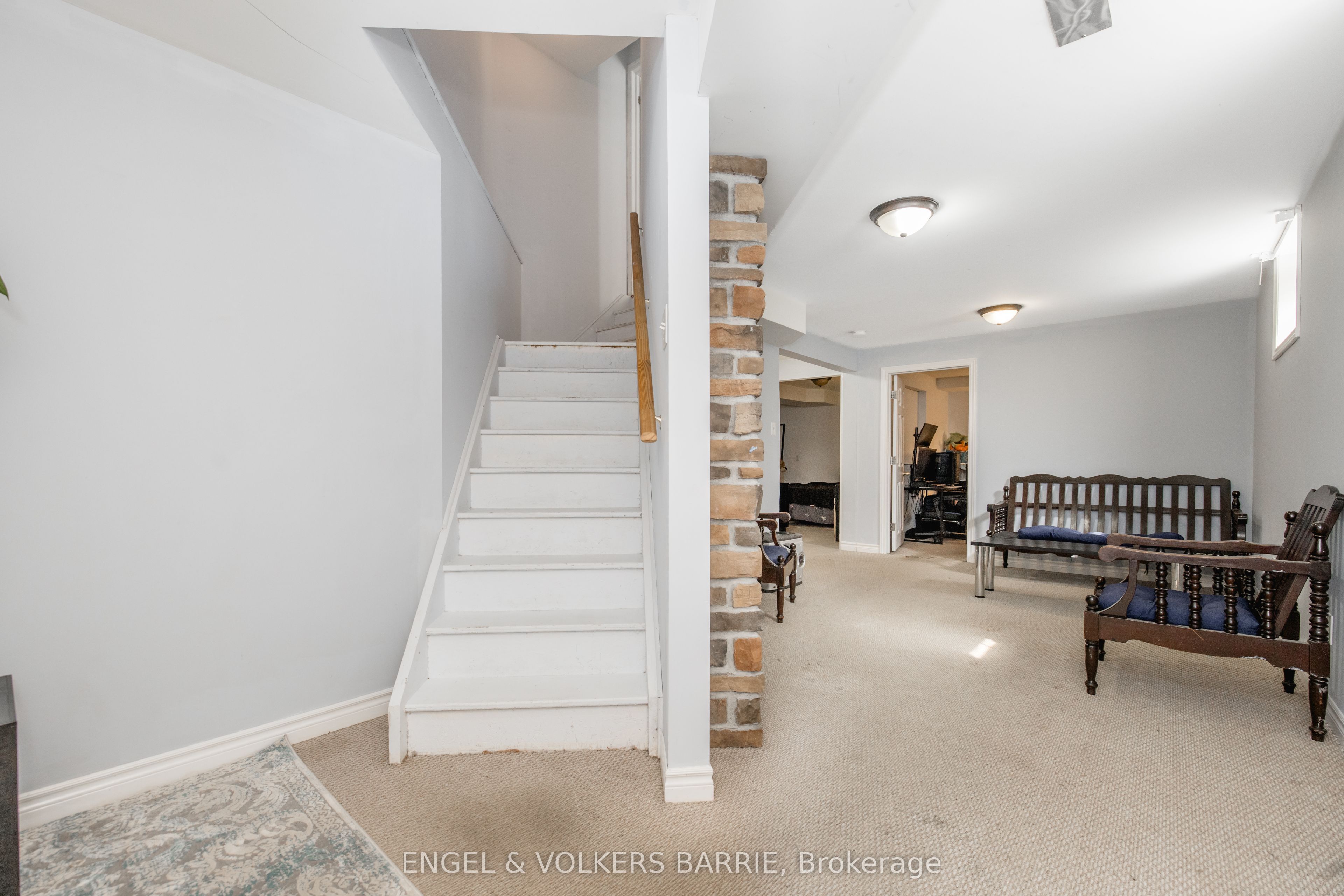 1376 Rankin Way Property Photo 28