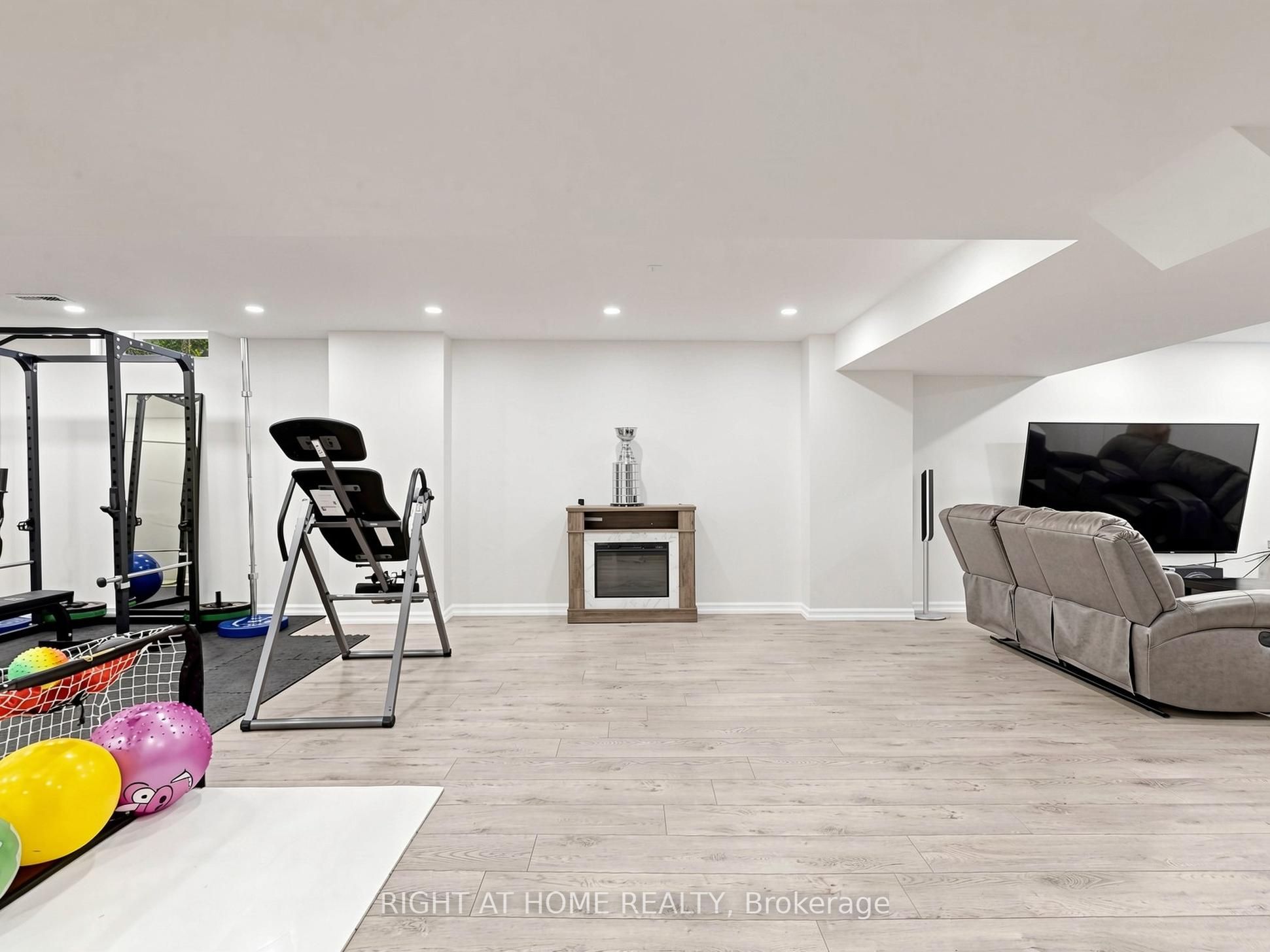 89 Greenwood Road Property Photo 33