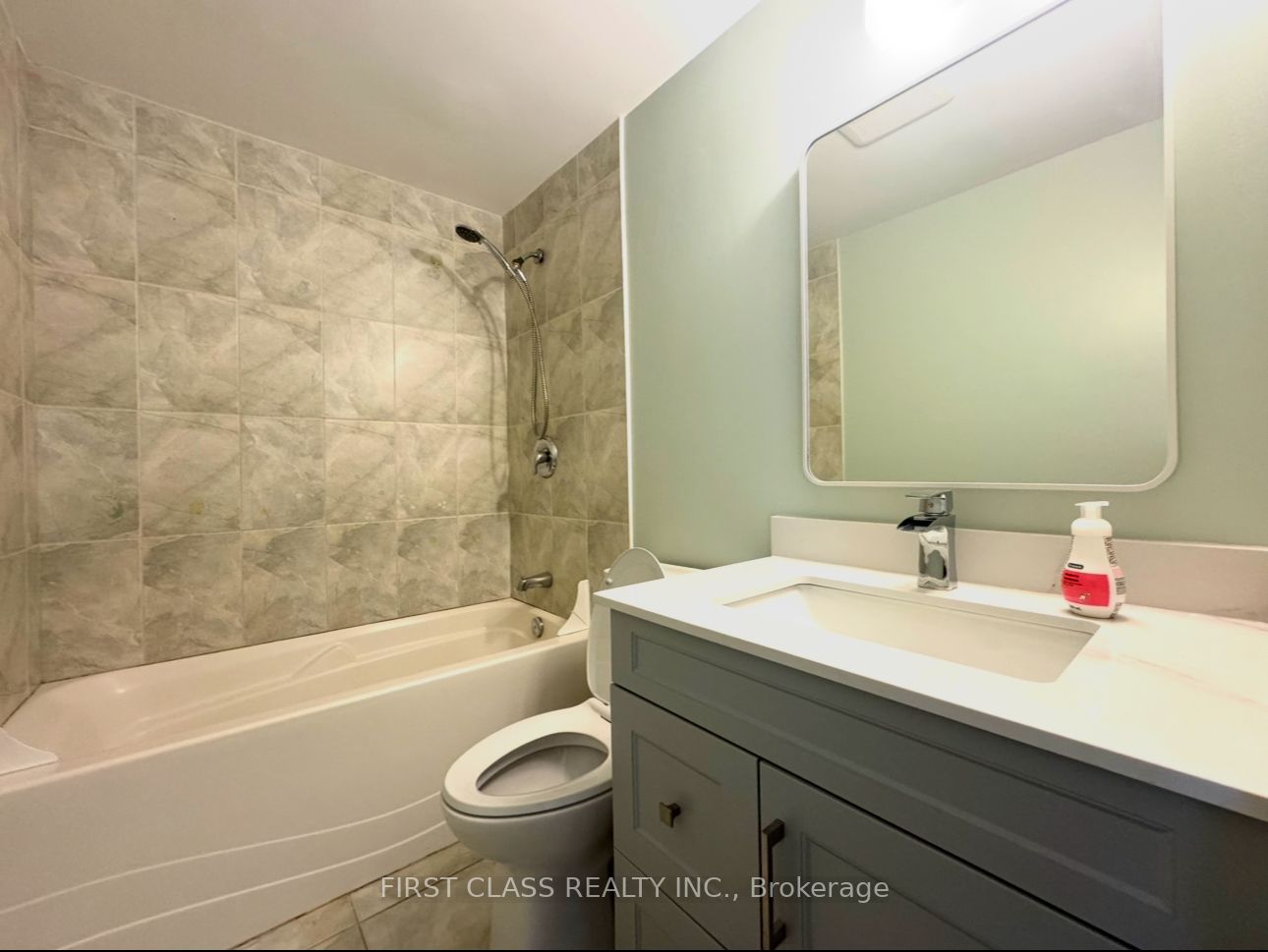 11 Markville Road Master B Property Photo 8