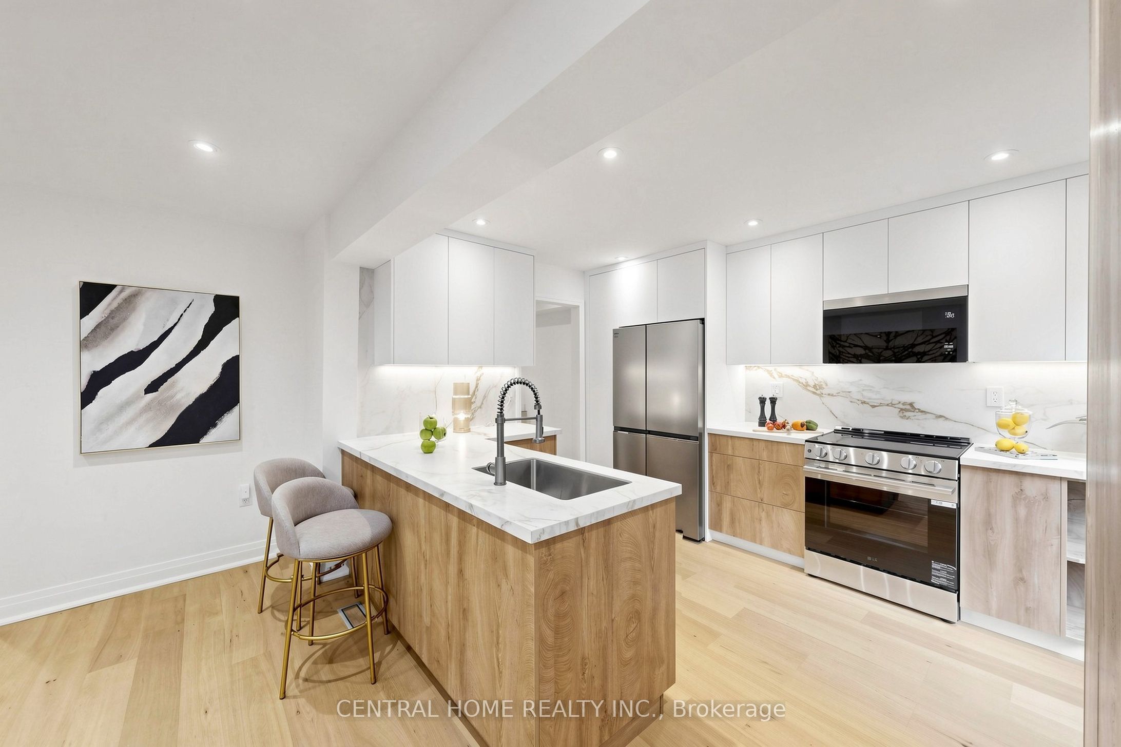 15 Closs Square Property Photo 19
