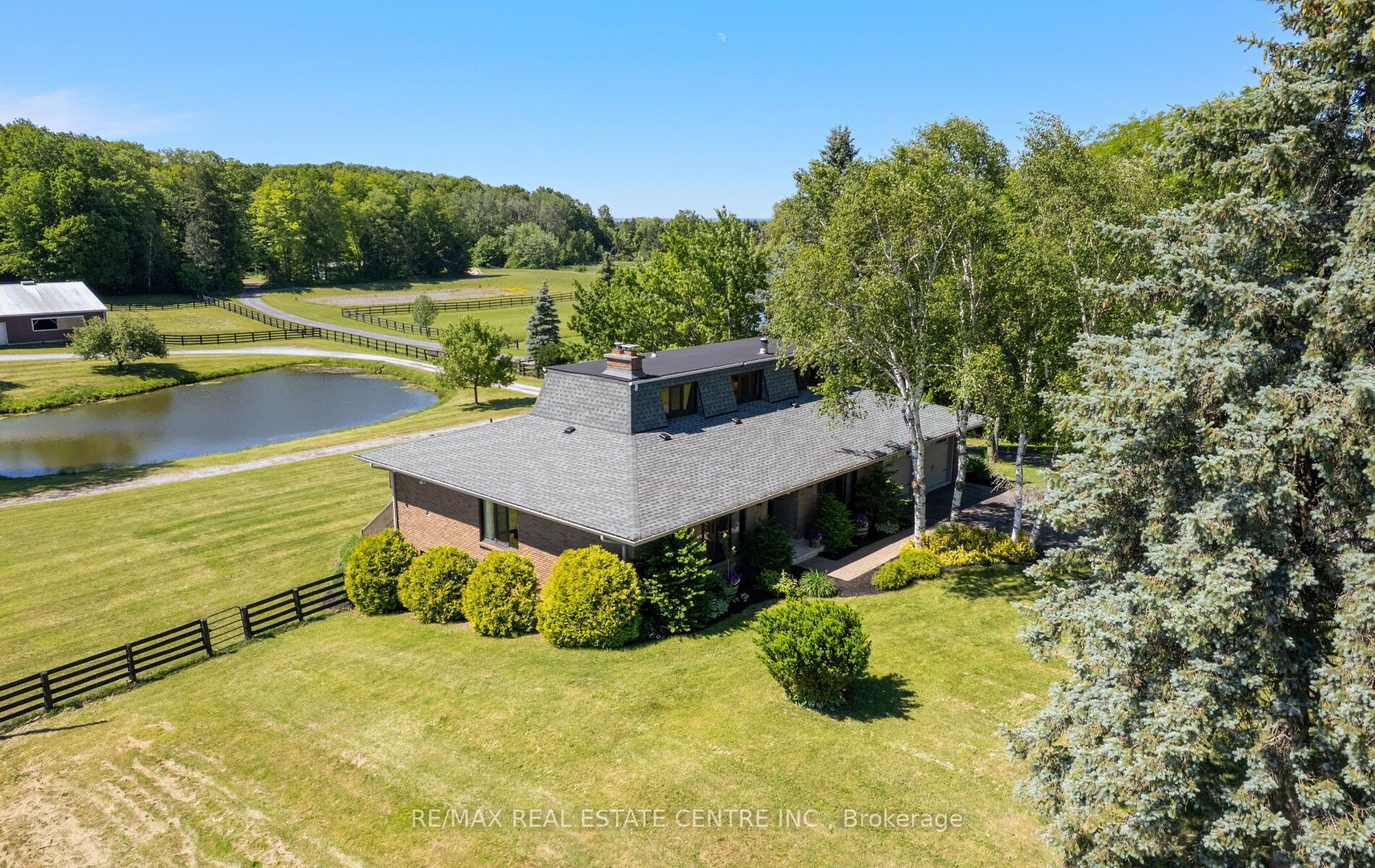 6375 17th Sideroad Property Photo 42