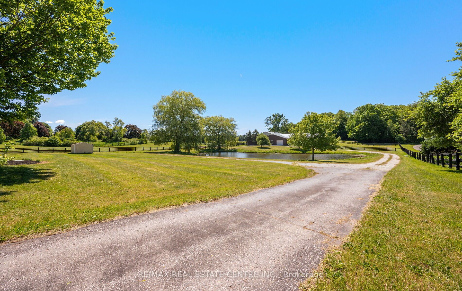 6375 17th Sideroad Property Photo 43