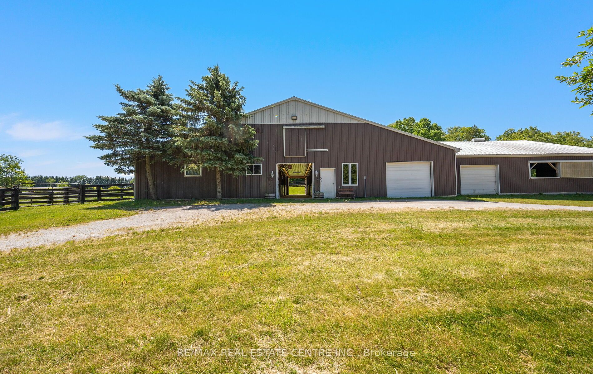 6375 17th Sideroad Property Photo 45