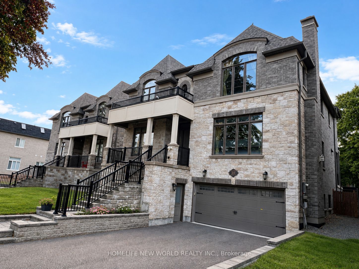 10 Stancroft Drive Property Photo 2