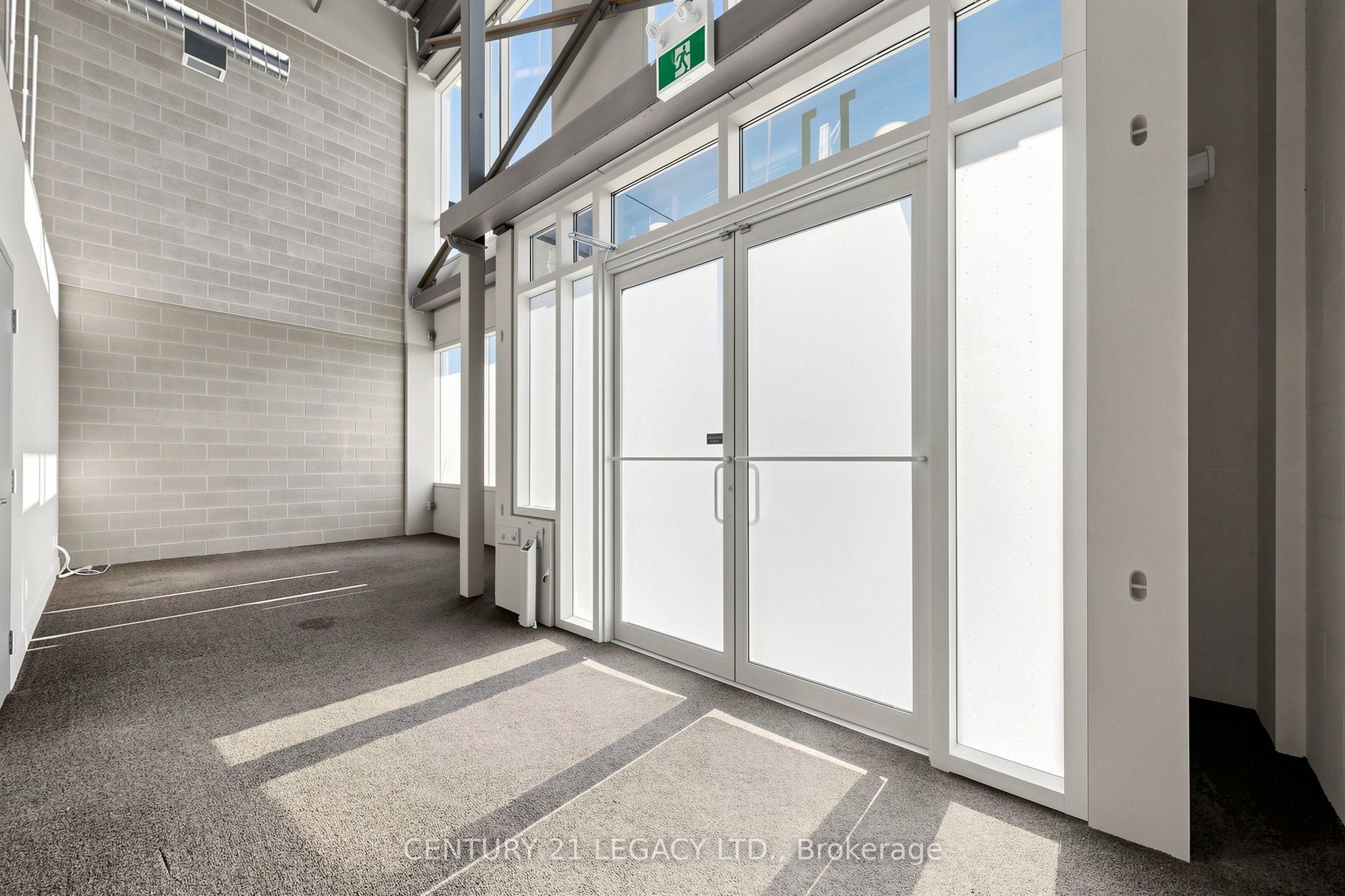10950 Woodbine Avenue Unit 11 Property Photo 7