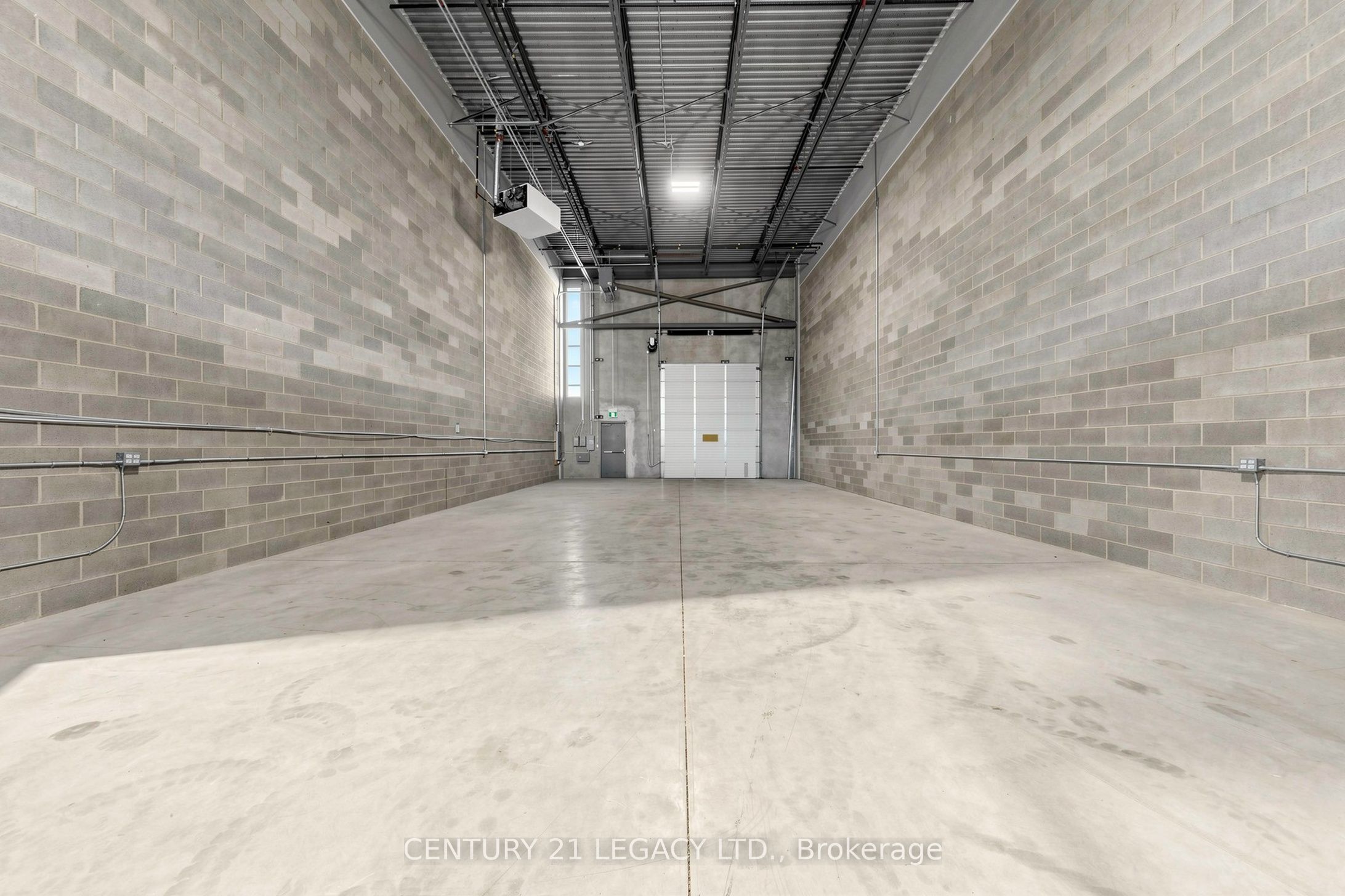 10950 Woodbine Avenue Unit 11 Property Photo 13