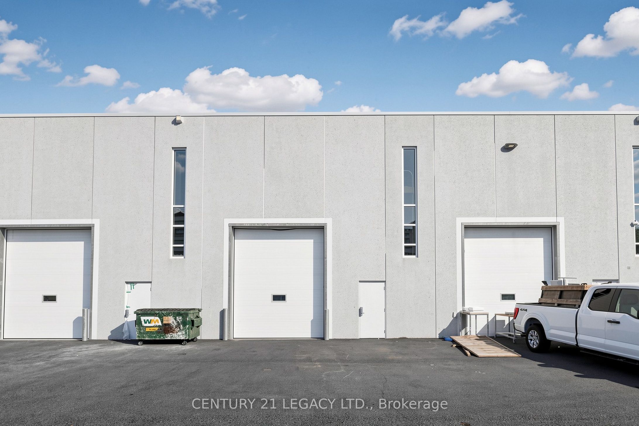 10950 Woodbine Avenue Unit 11 Property Photo 24