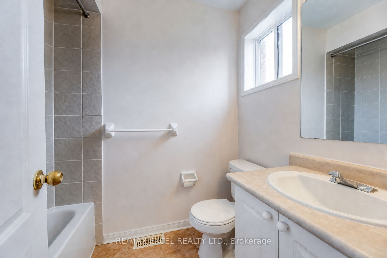 50 Casabel Drive Property Photo 13