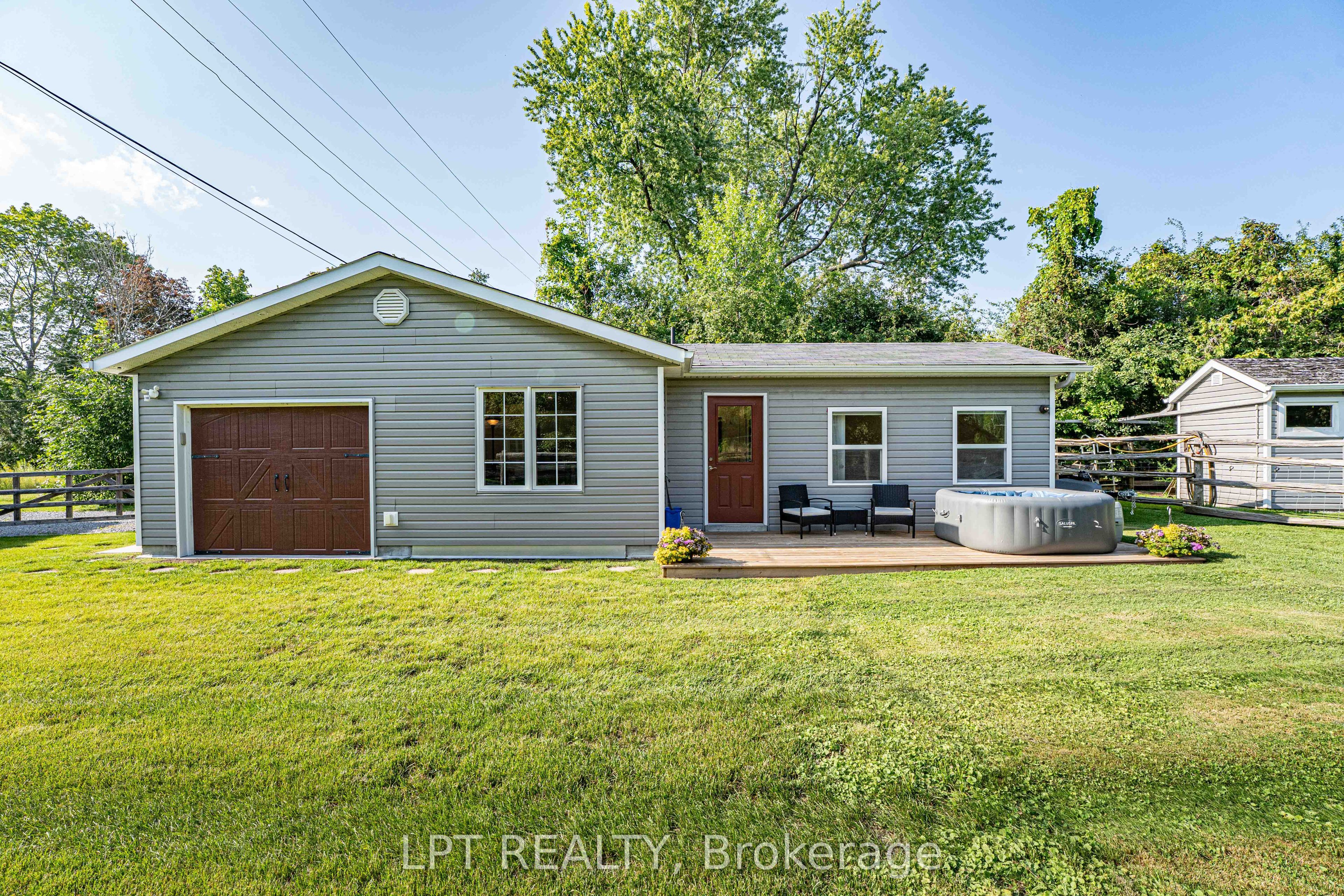 357 Lake Drive N Property Photo 33