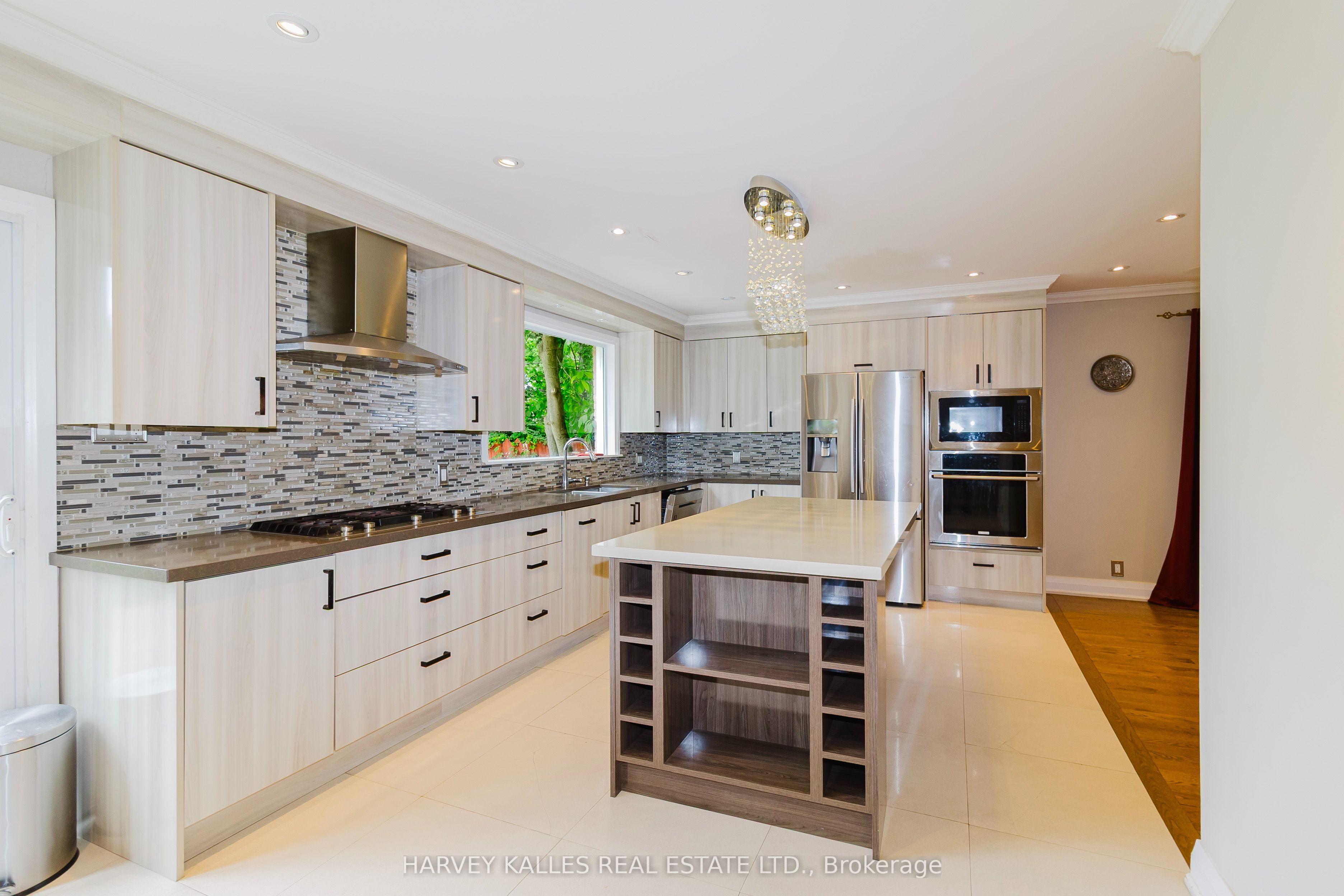 54 Aileen Road Property Photo 3