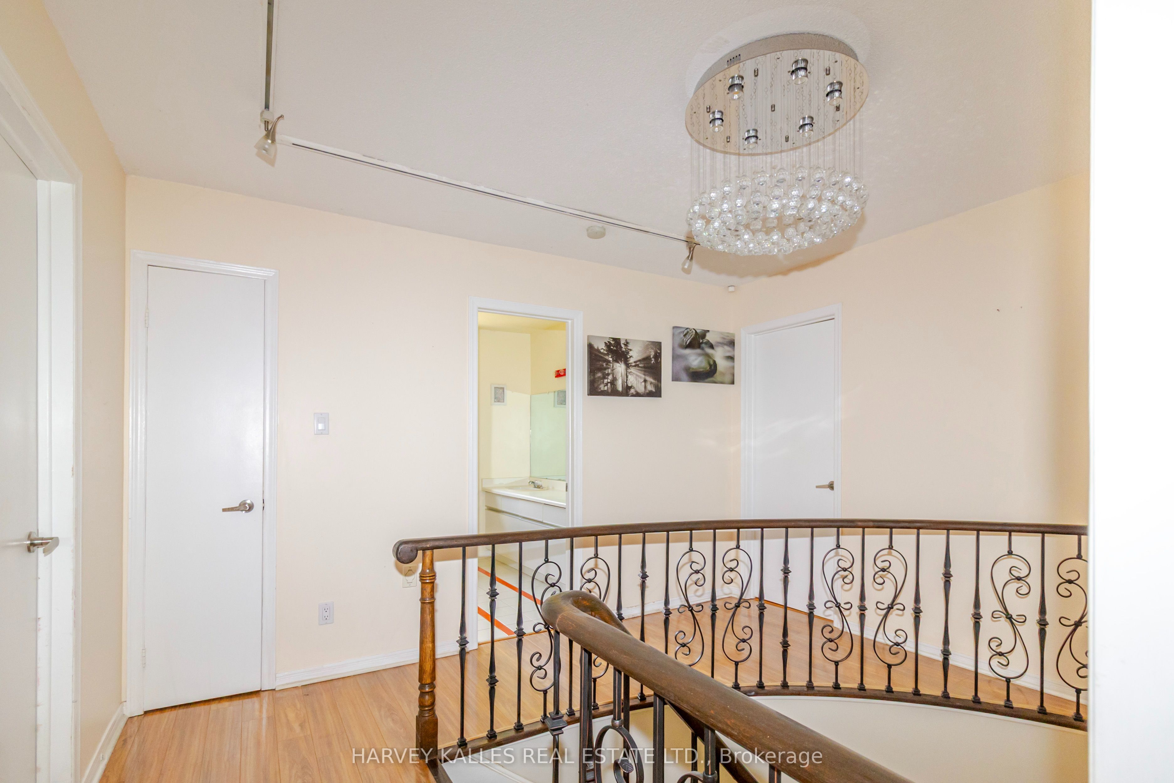 54 Aileen Road Property Photo 11