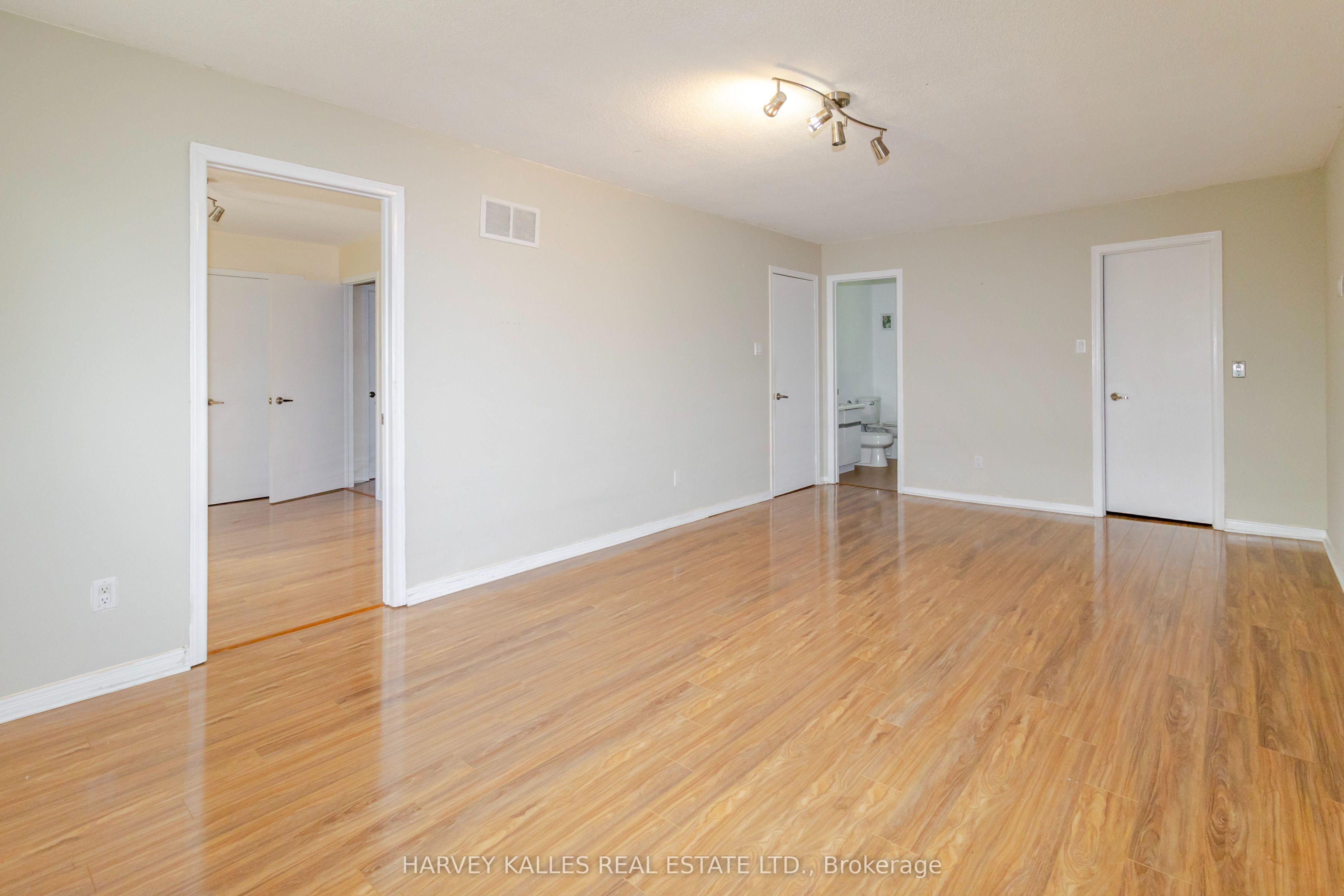 54 Aileen Road Property Photo 14