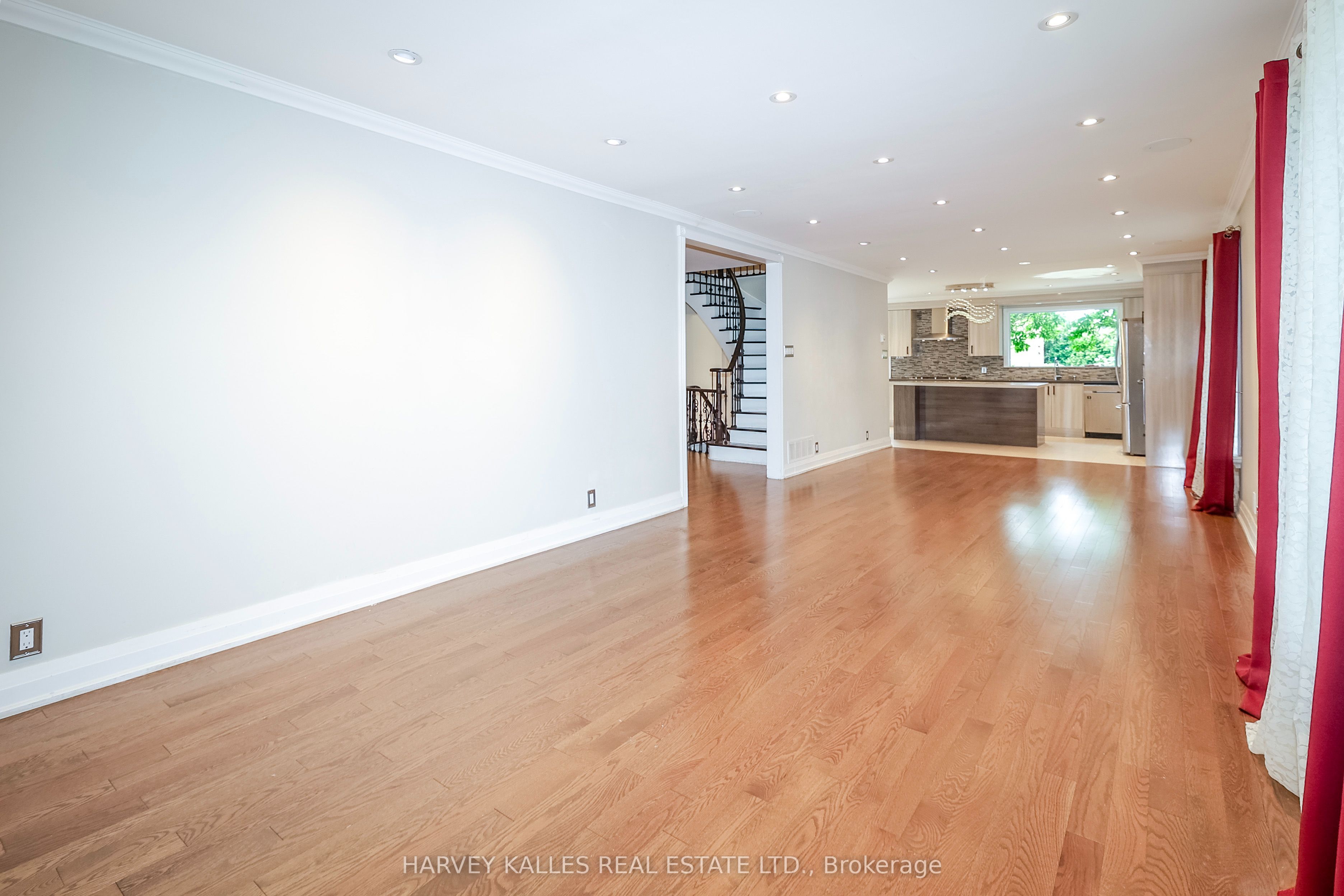 54 Aileen Road Property Photo 21