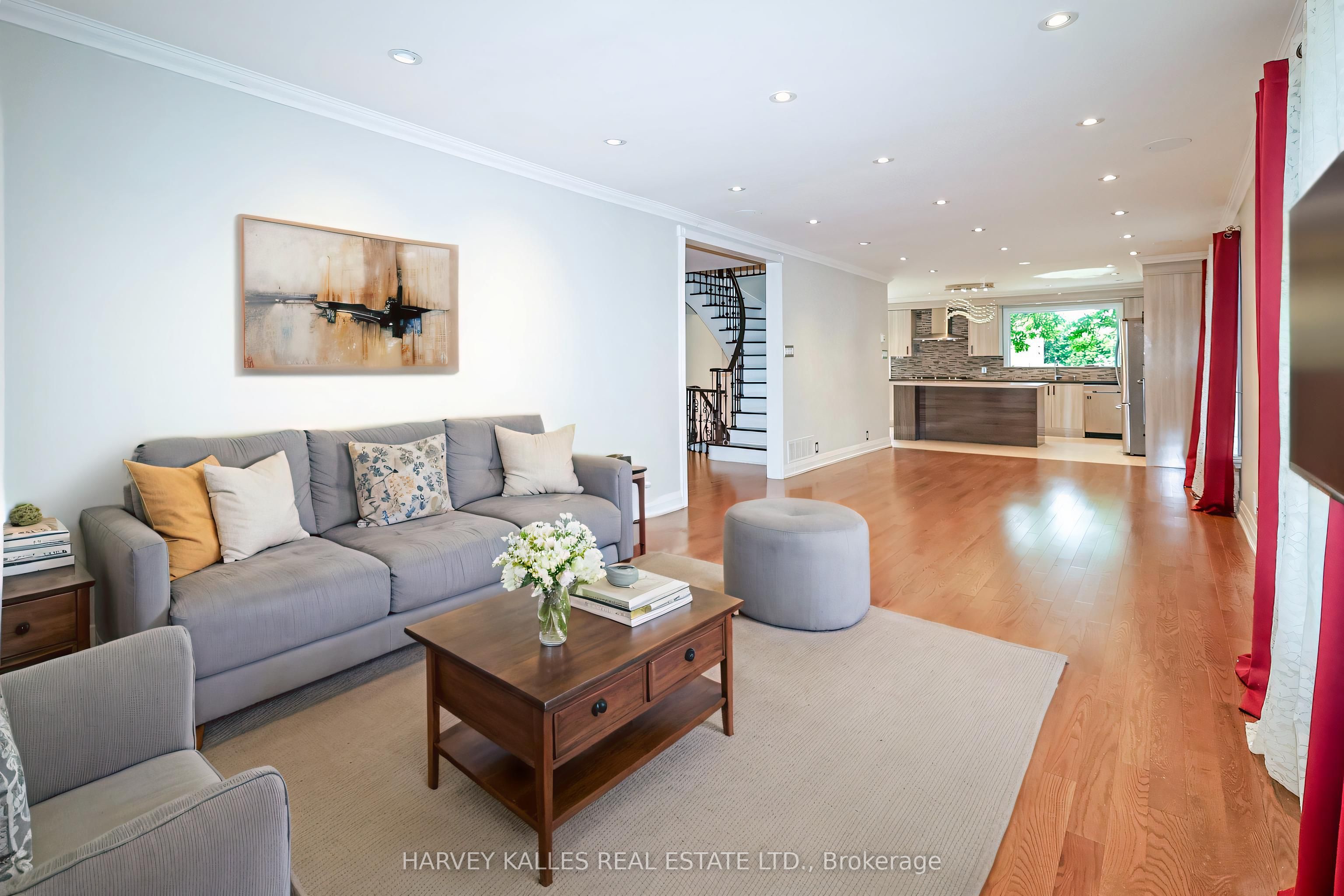 54 Aileen Road Property Photo 37