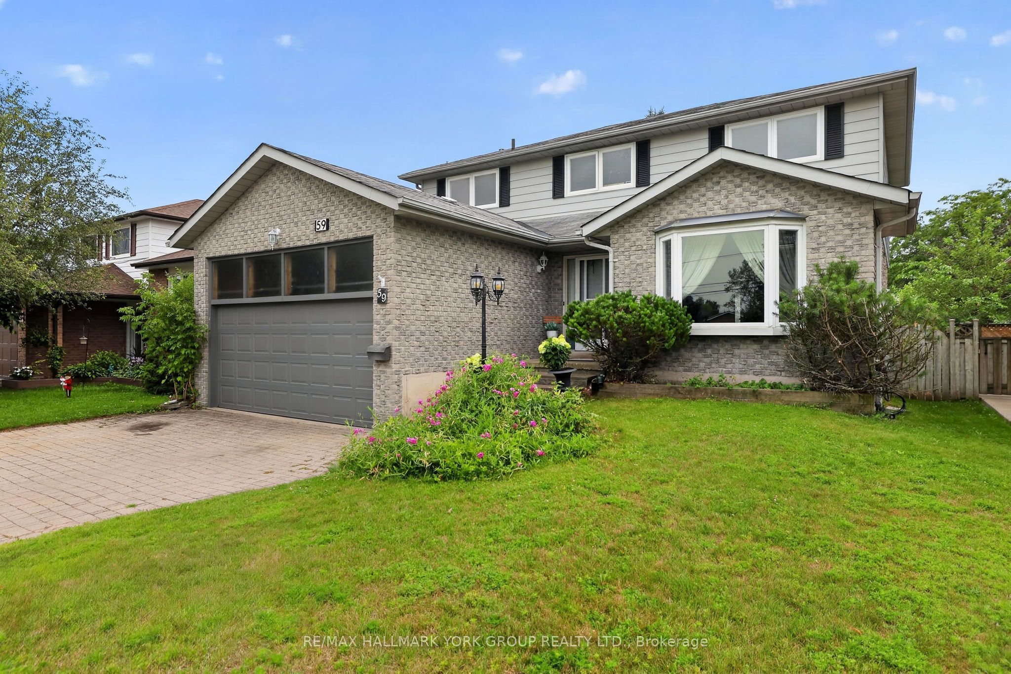 59 Riverglen Drive Property Photo 2