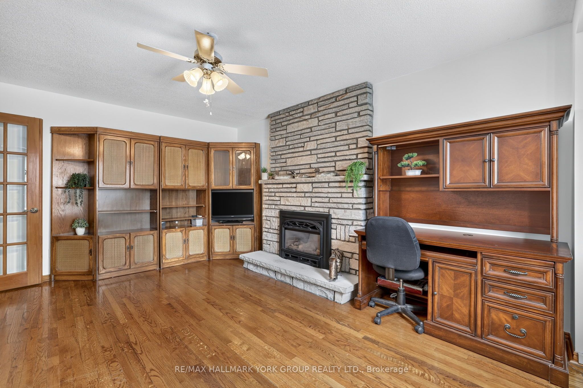 59 Riverglen Drive Property Photo 12