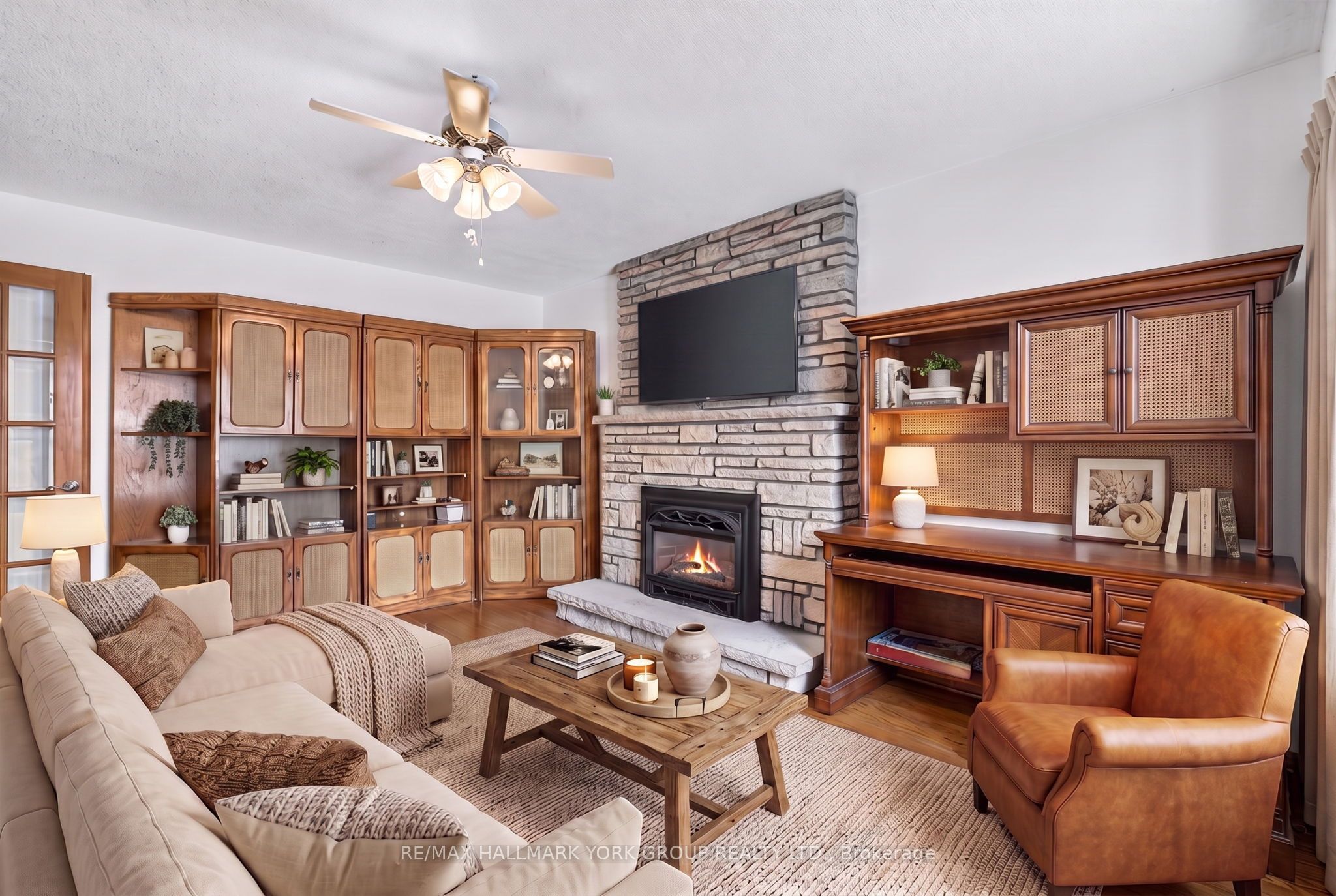 59 Riverglen Drive Property Photo 13