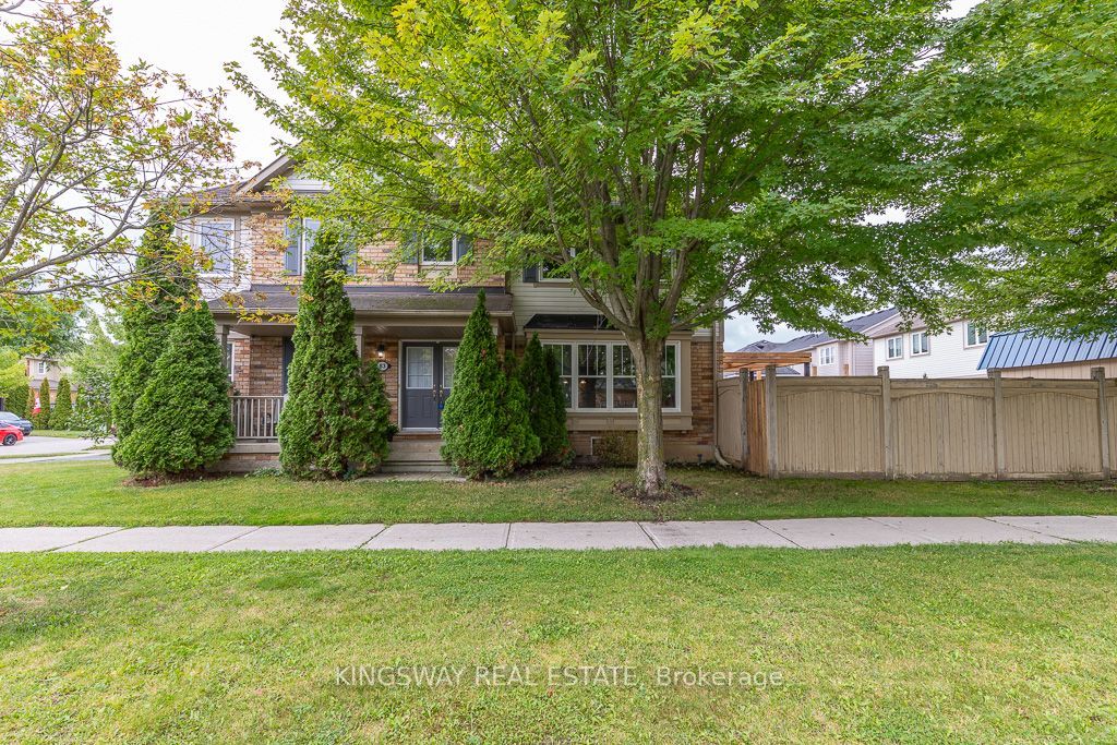 83 Kidd Crescent Property Photo 2