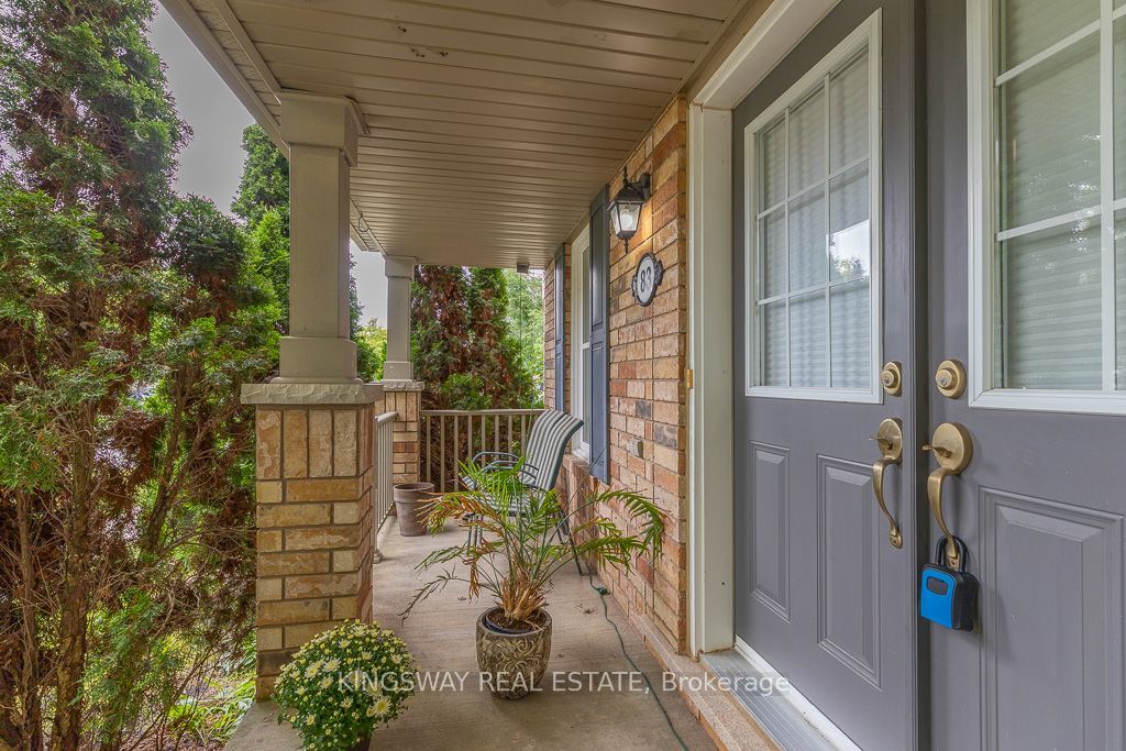 83 Kidd Crescent Property Photo 4