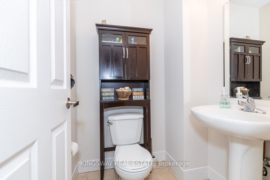 83 Kidd Crescent Property Photo 8