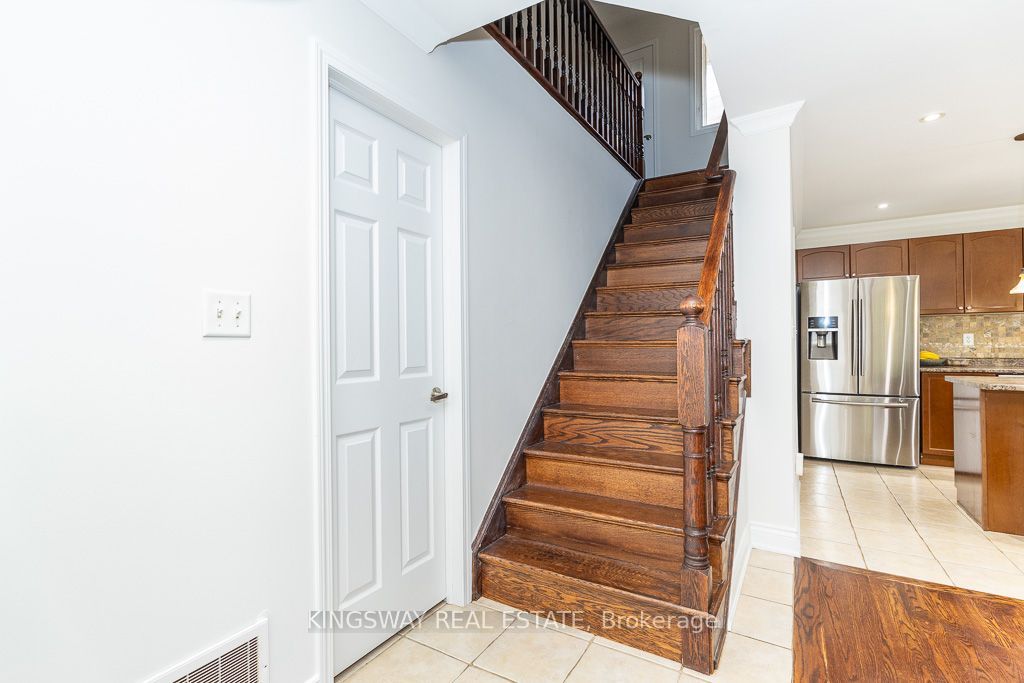 83 Kidd Crescent Property Photo 20