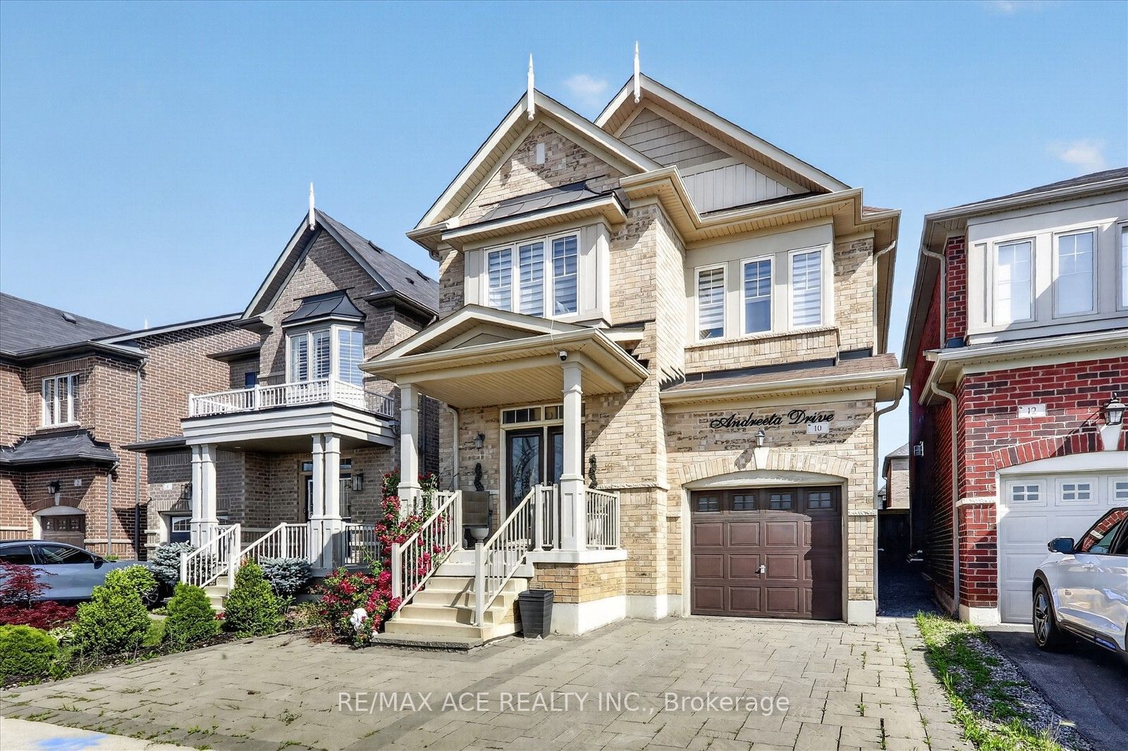 10 Andreeta Drive Property Photo 1