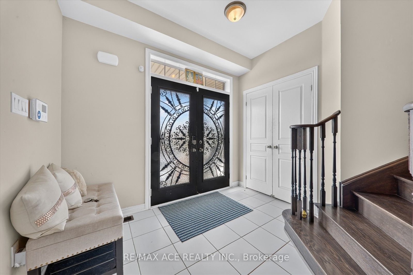 10 Andreeta Drive Property Photo 7