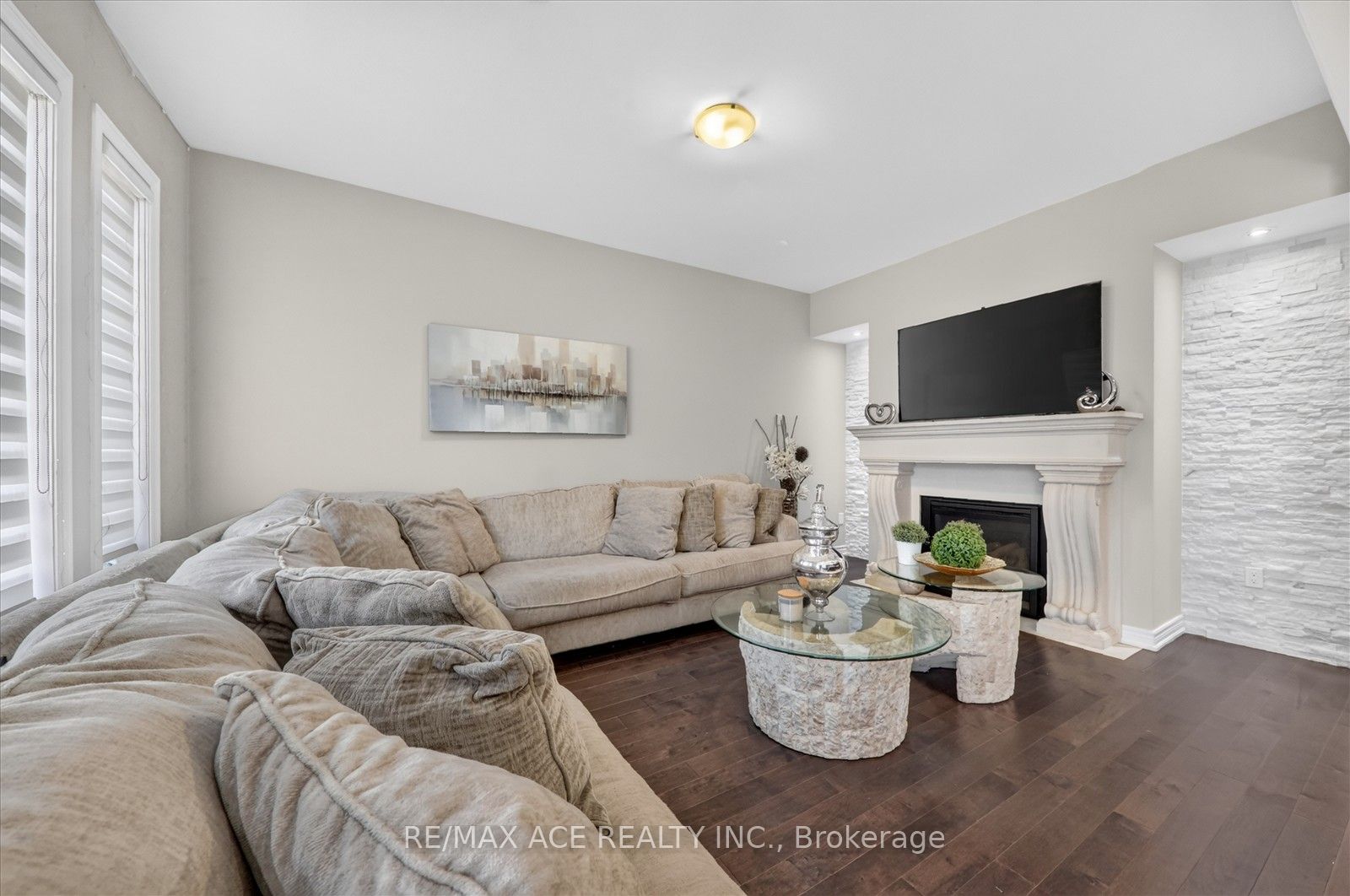 10 Andreeta Drive Property Photo 15