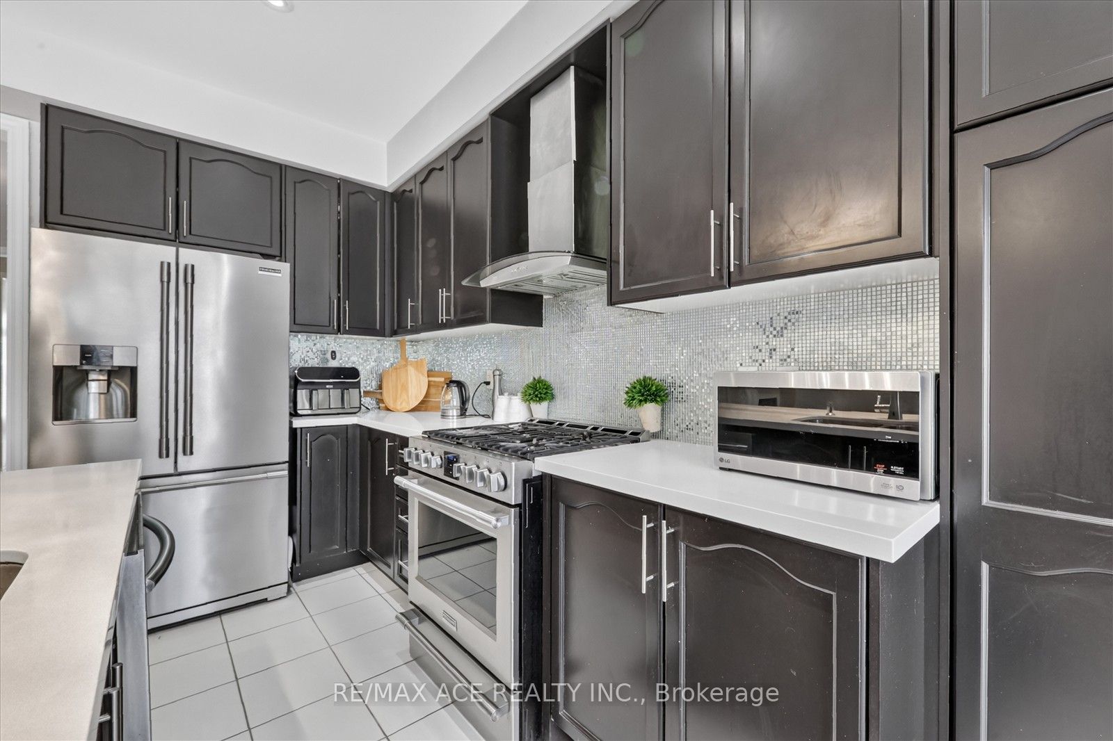 10 Andreeta Drive Property Photo 19