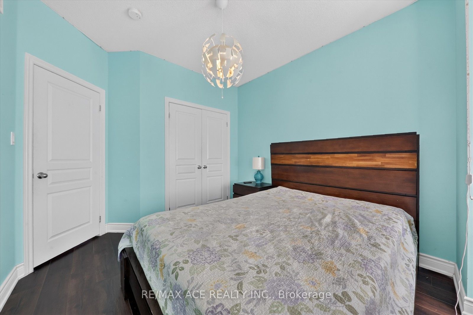 10 Andreeta Drive Property Photo 25