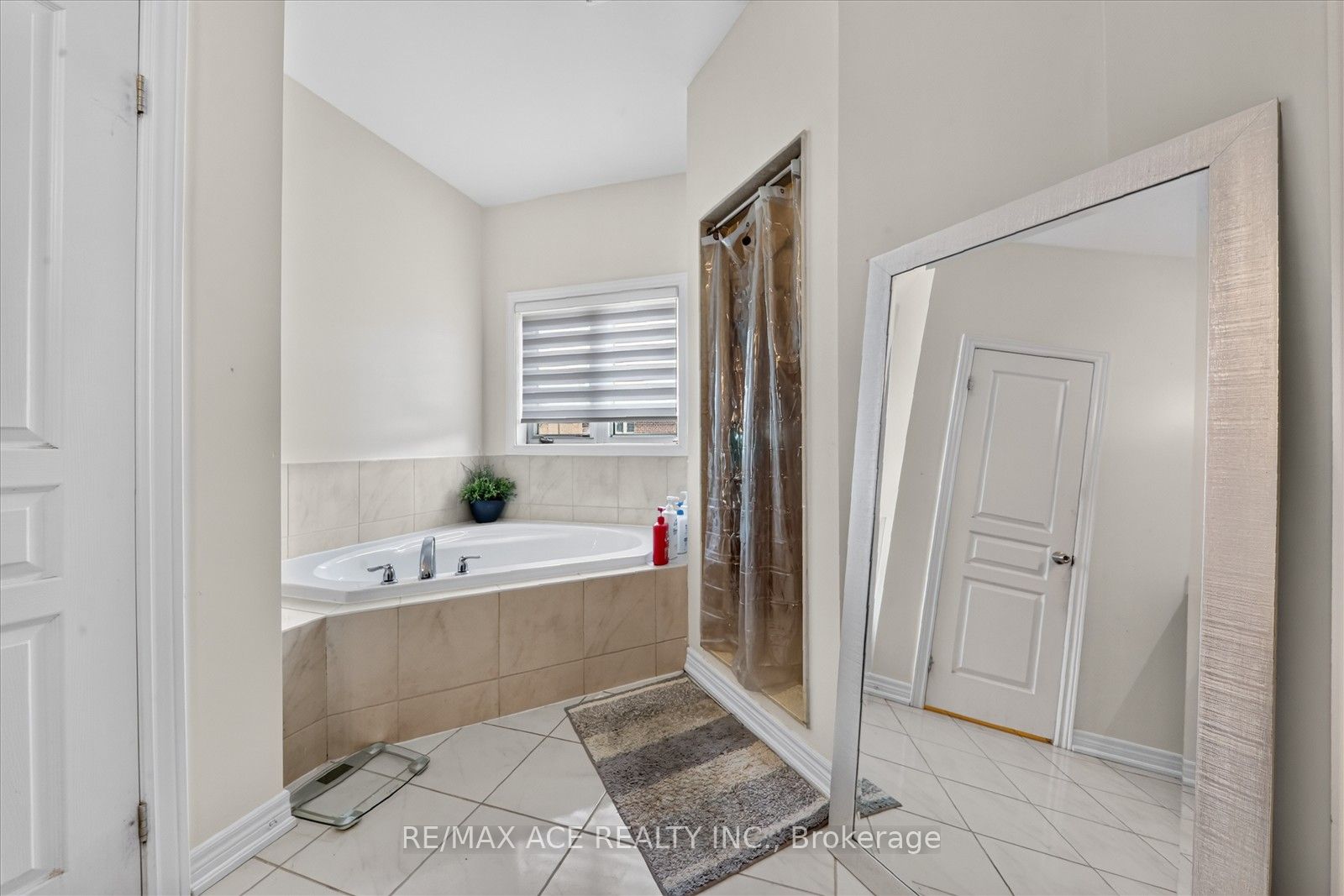 10 Andreeta Drive Property Photo 34