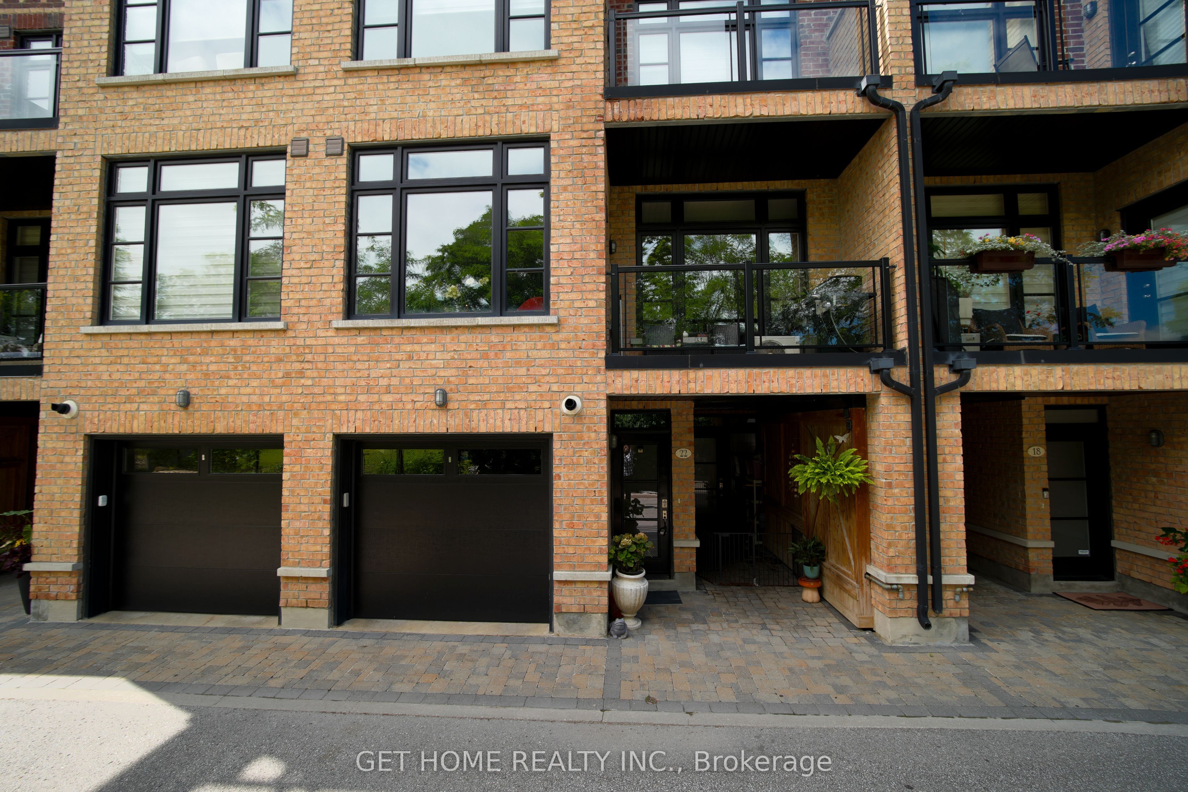 8169 Kipling Avenue E 22 Property Photo 1