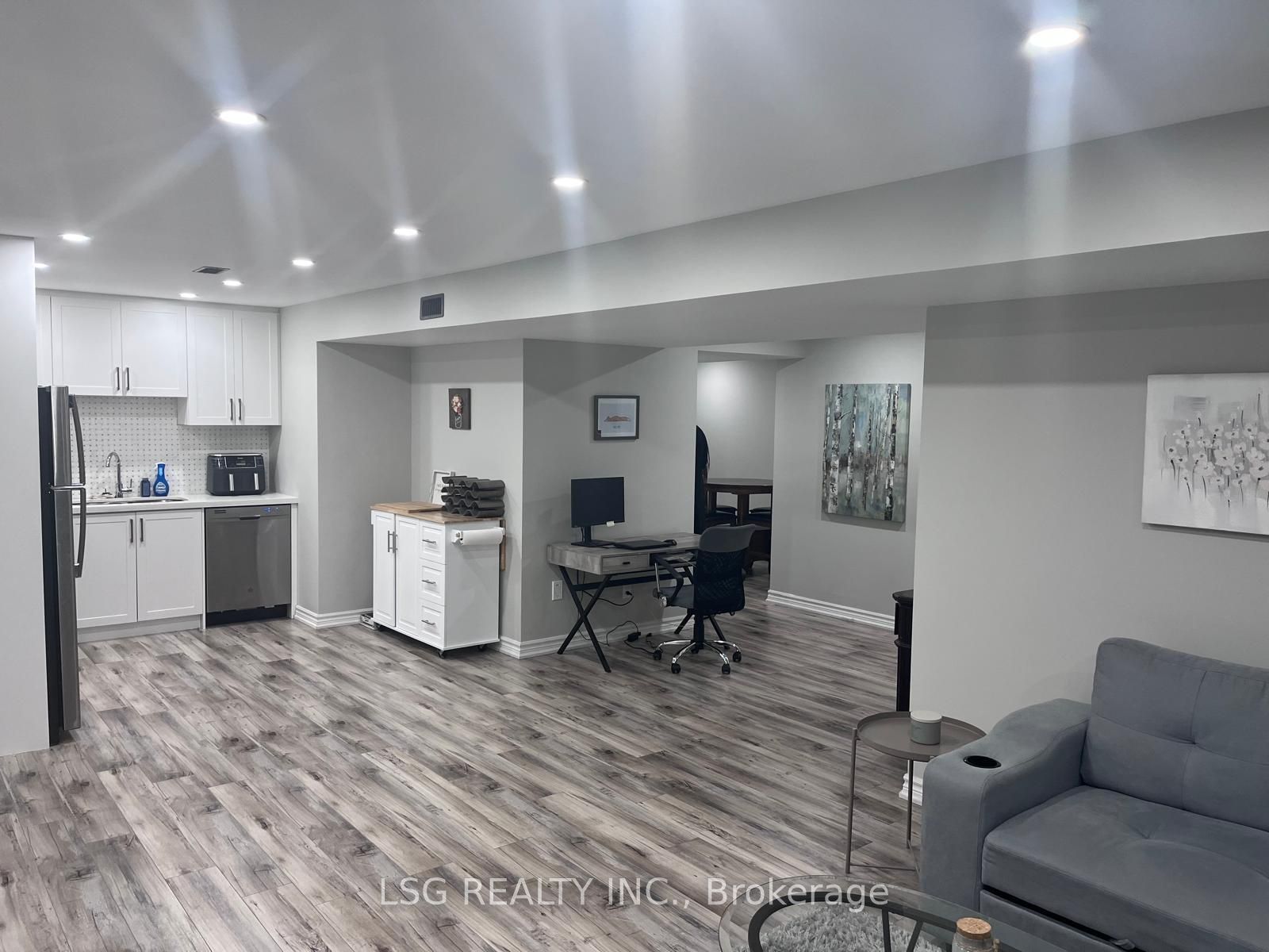 19 Tesla Crescent Basement Property Photo 3