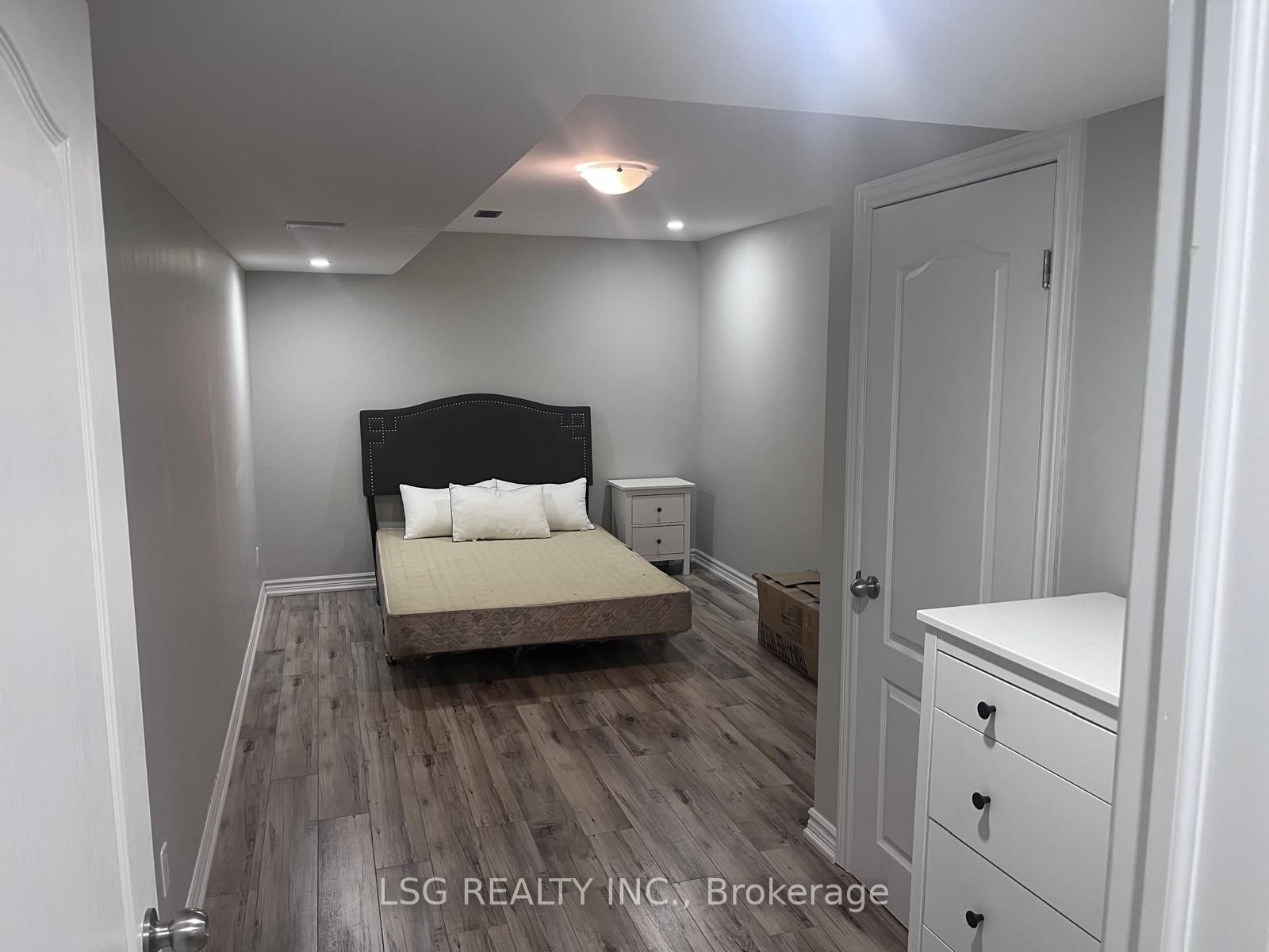 19 Tesla Crescent Basement Property Photo 9