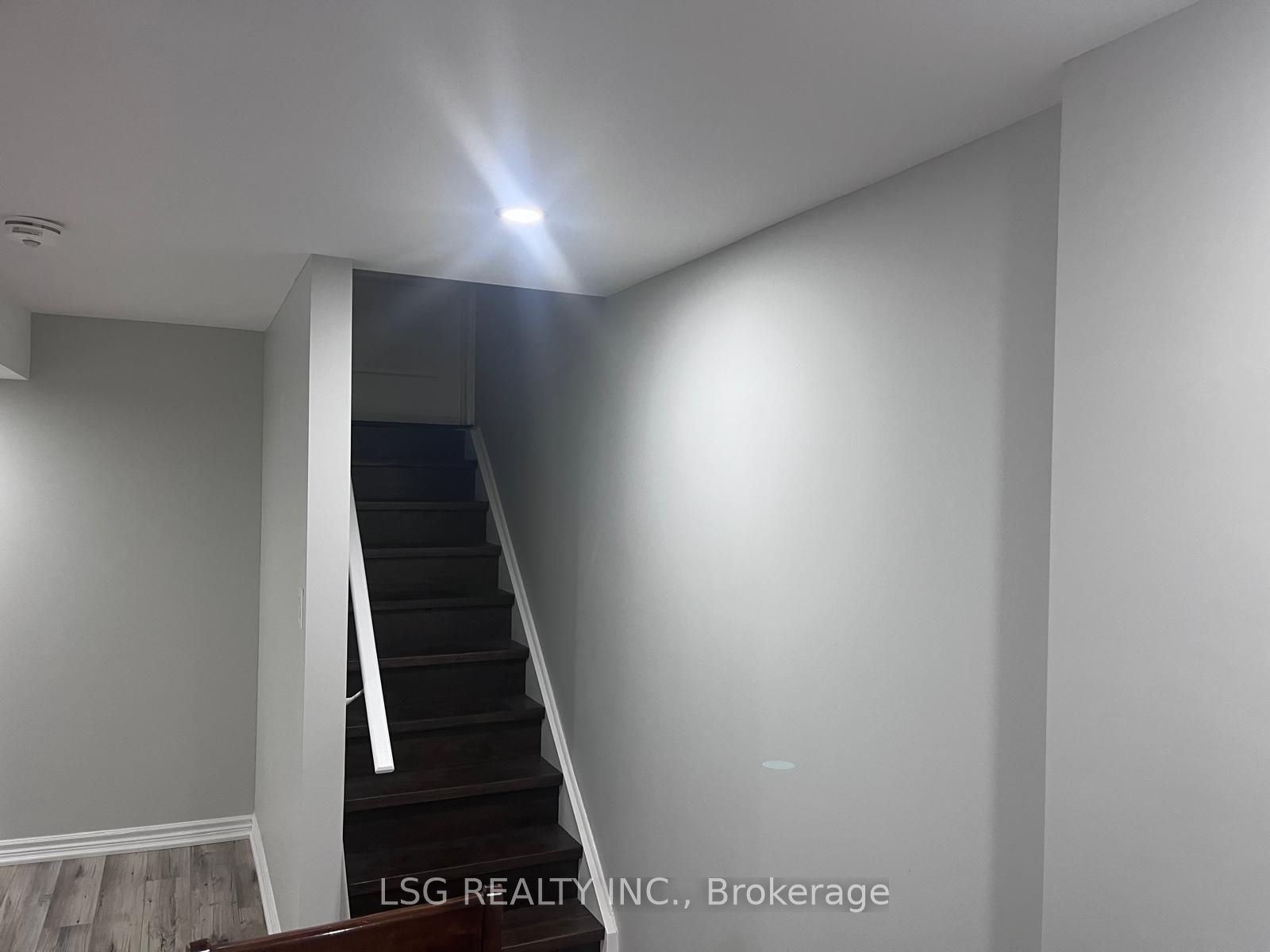 19 Tesla Crescent Basement Property Photo 13