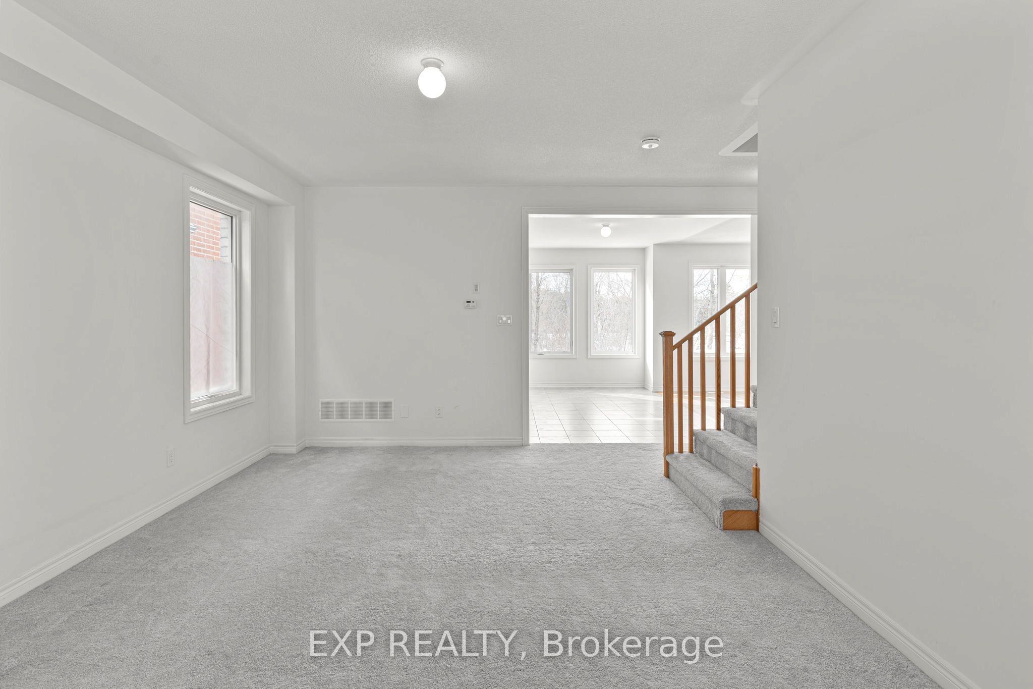 52 Baycroft Boulevard Property Photo 4