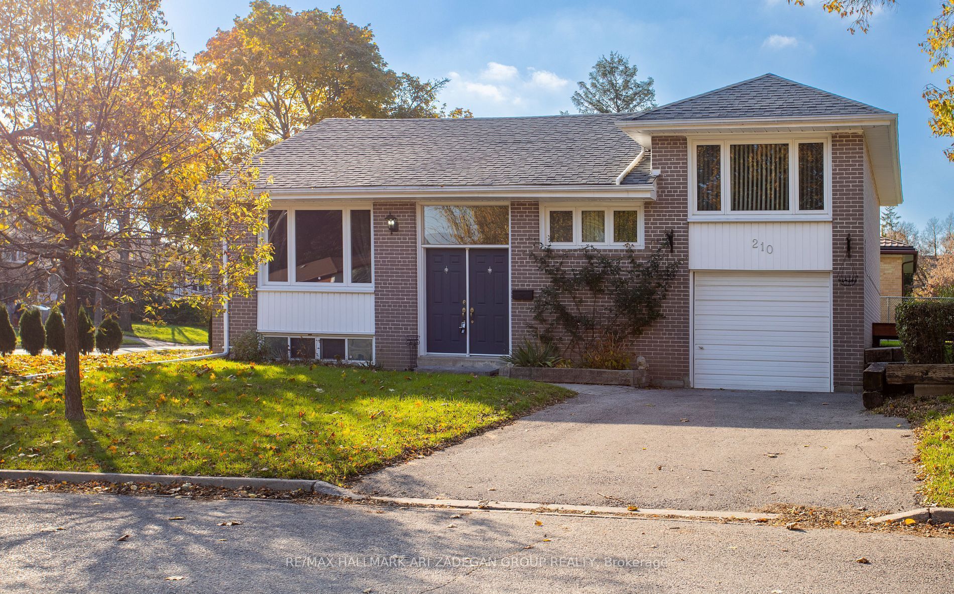 210 Harrygan Crescent Property Photo 2