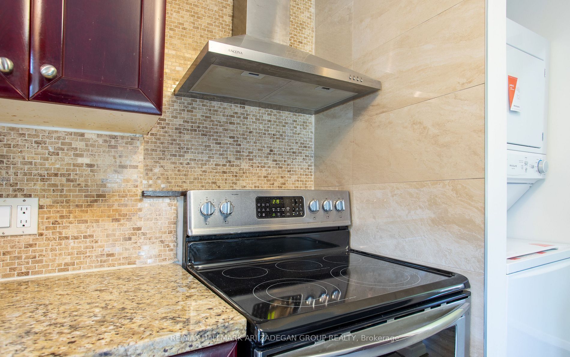 210 Harrygan Crescent Property Photo 12