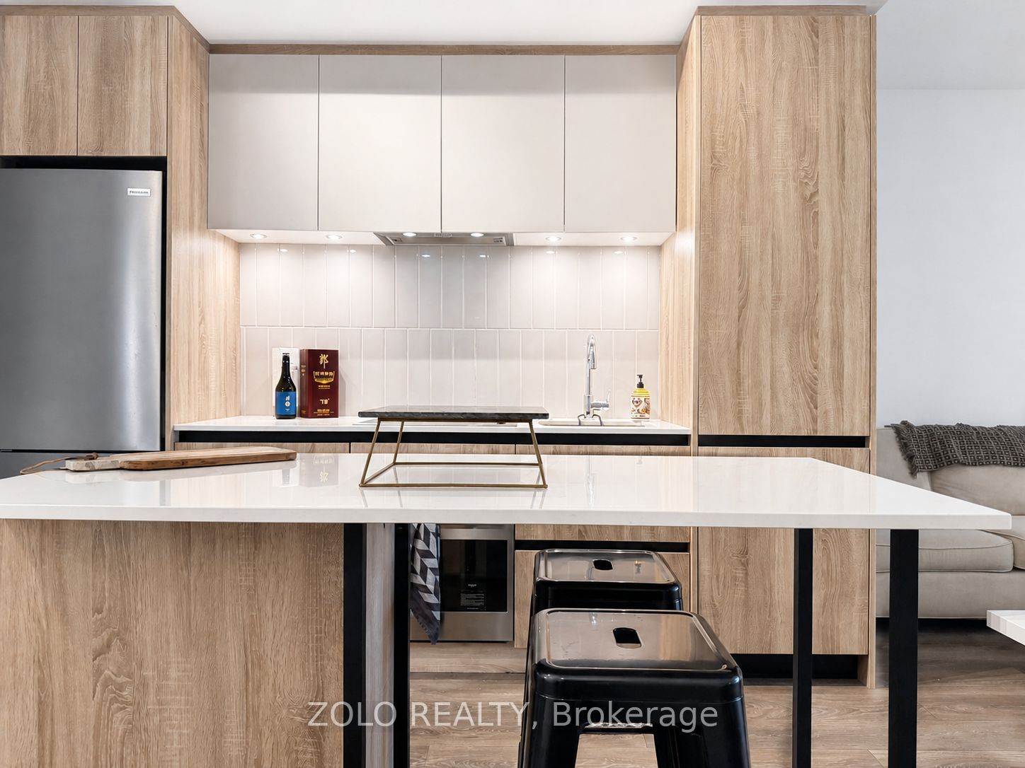 8 Beverley Glen Boulevard 121 Property Photo 4