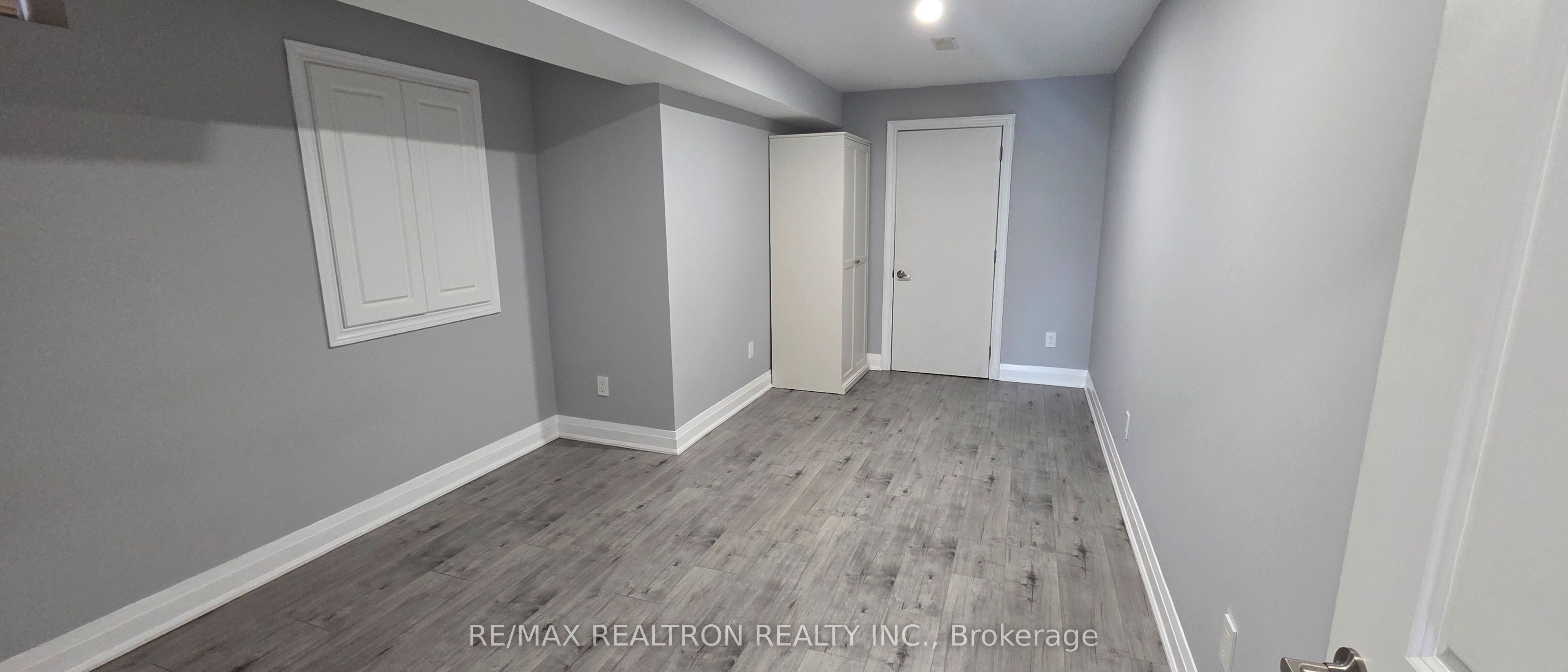 45 Hopewell Avenue Property Photo 12