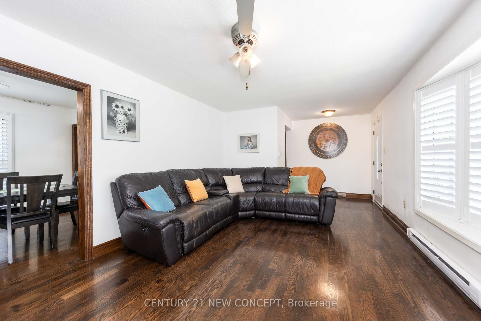 20430 Bathurst Street Property Photo 6