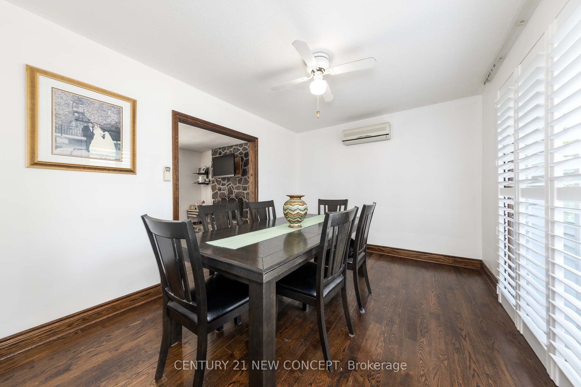 20430 Bathurst Street Property Photo 8