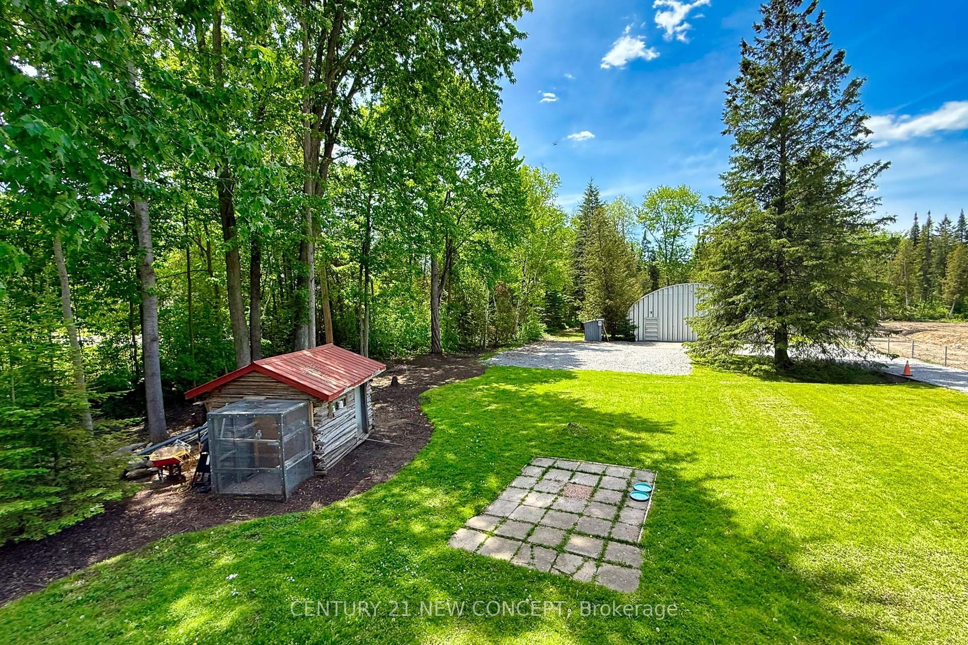 20430 Bathurst Street Property Photo 18