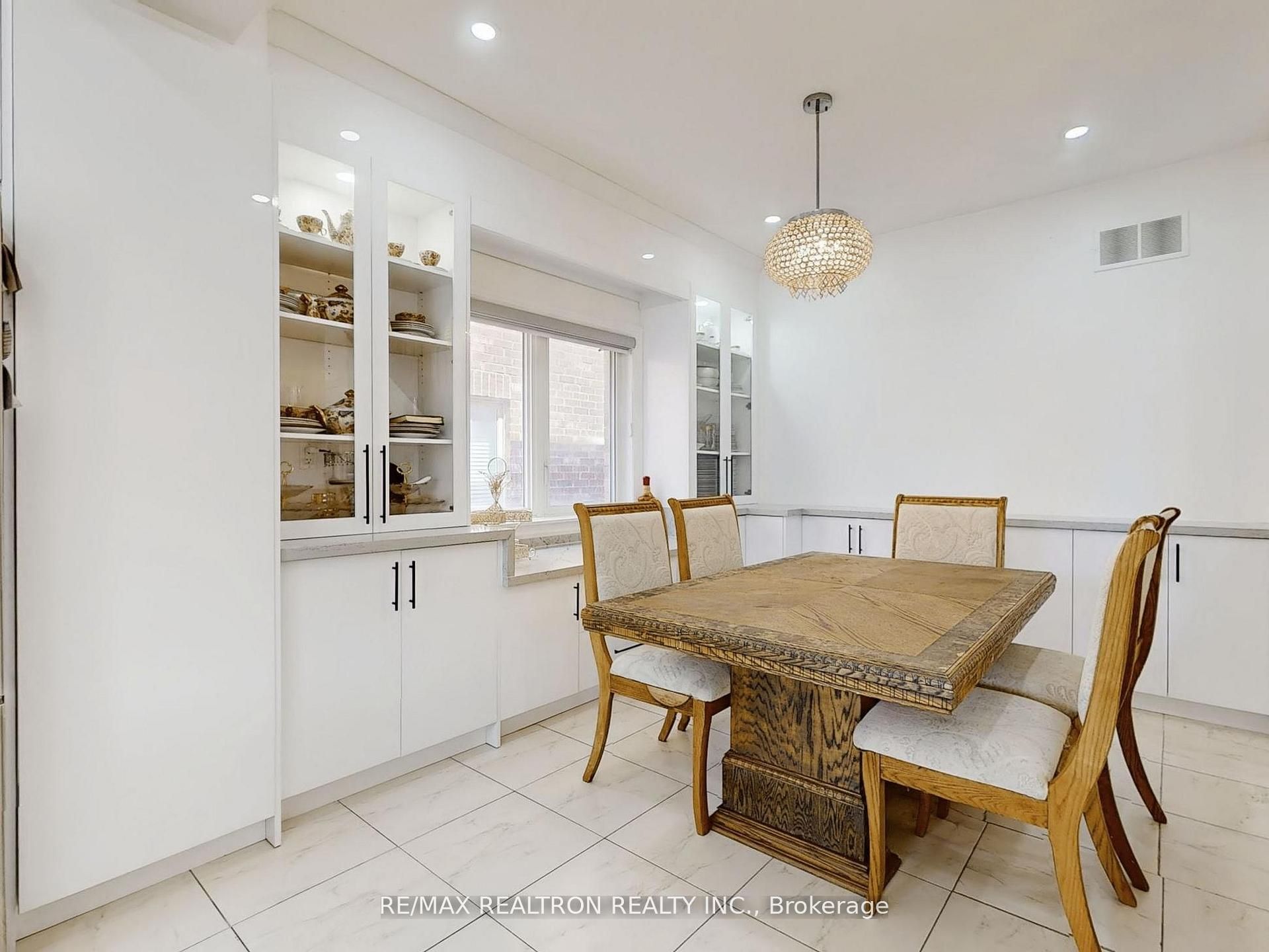 133 Milby Crescent Property Photo 21