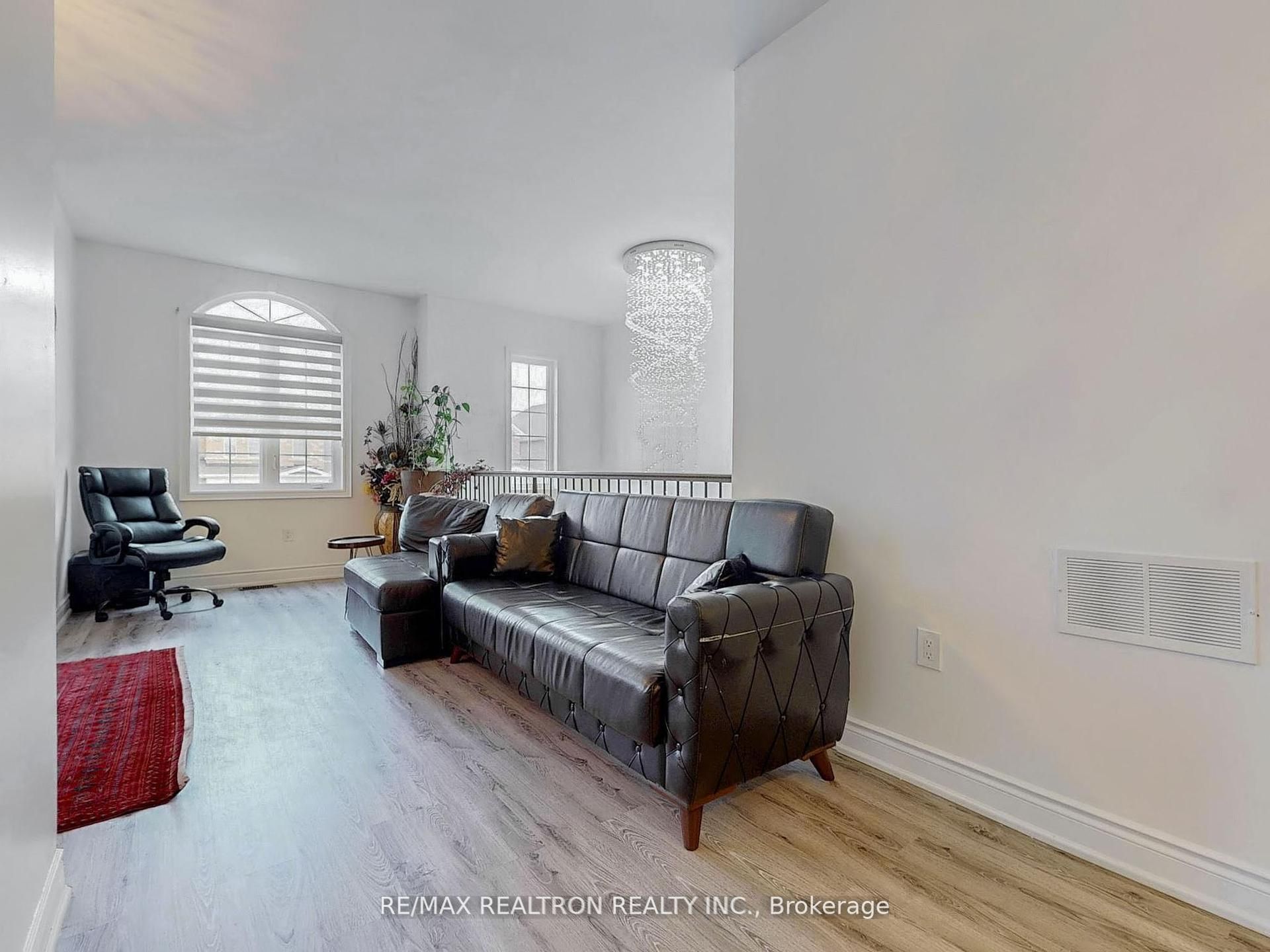 133 Milby Crescent Property Photo 28