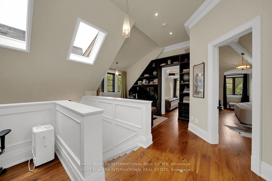 111 Manitou Drive Property Photo 25