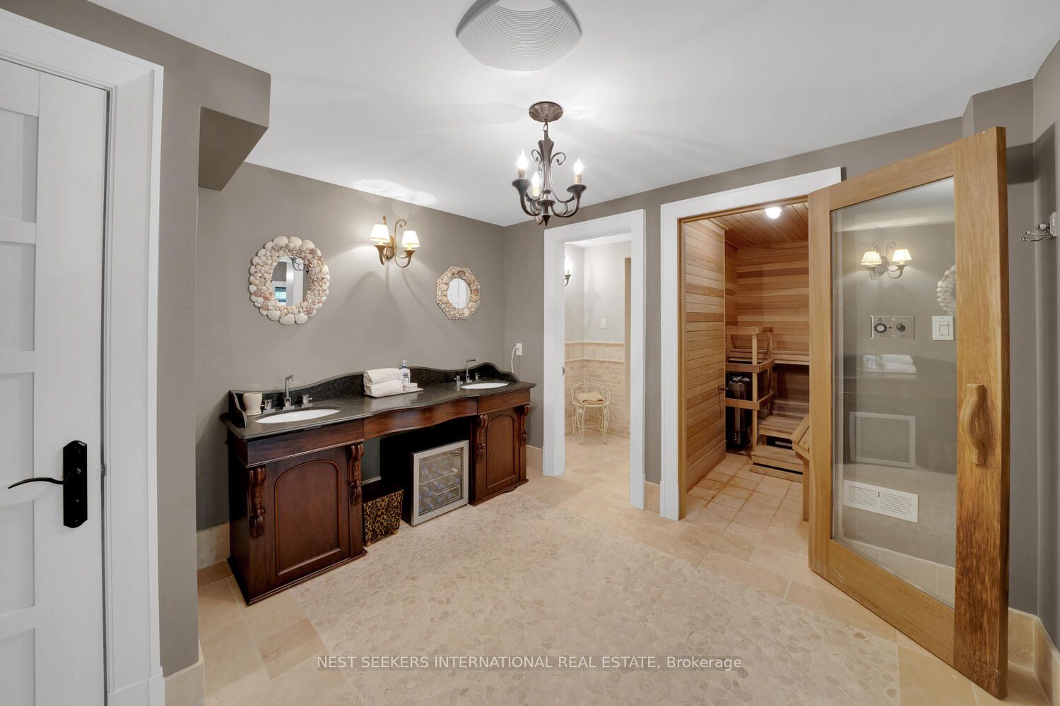 111 Manitou Drive Property Photo 33